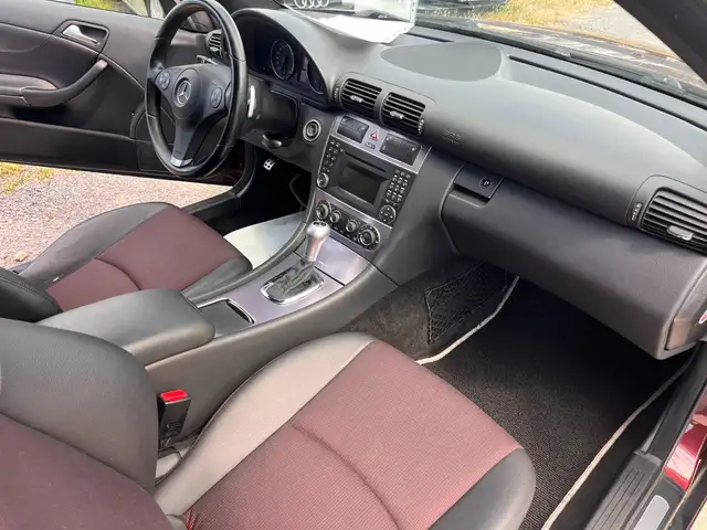 Mercedes-Benz CLC view 10