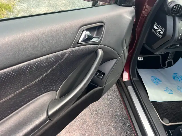 Mercedes-Benz CLC view 13