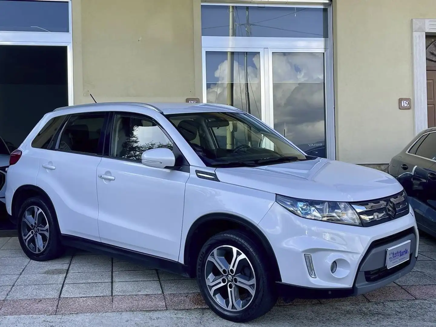 Suzuki Vitara Vitara II 1.6 ddis Exclusive "Navigatore+Retrocam Bianco - 2