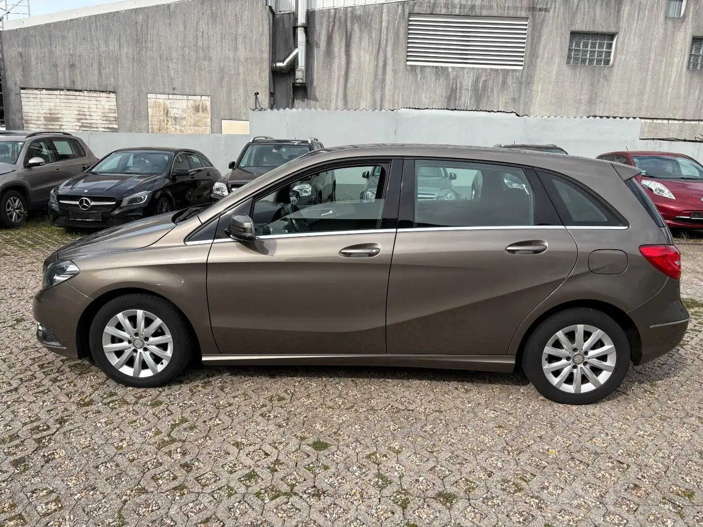 Mercedes-Benz B 160 B -Klasse B 160 CDI / d KLIMA KAMERA NAVI Grau - 2