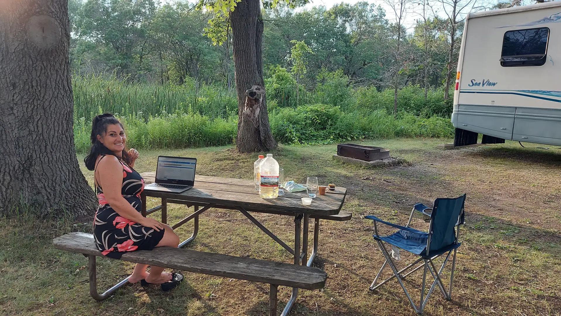 Ford Sonstige USA-Wohnmobil National RV, Sea View 8340, 35 feet rollendes Zuhause. Großes Land - Großes Wohnmobil - Yeah! Weiß - 2