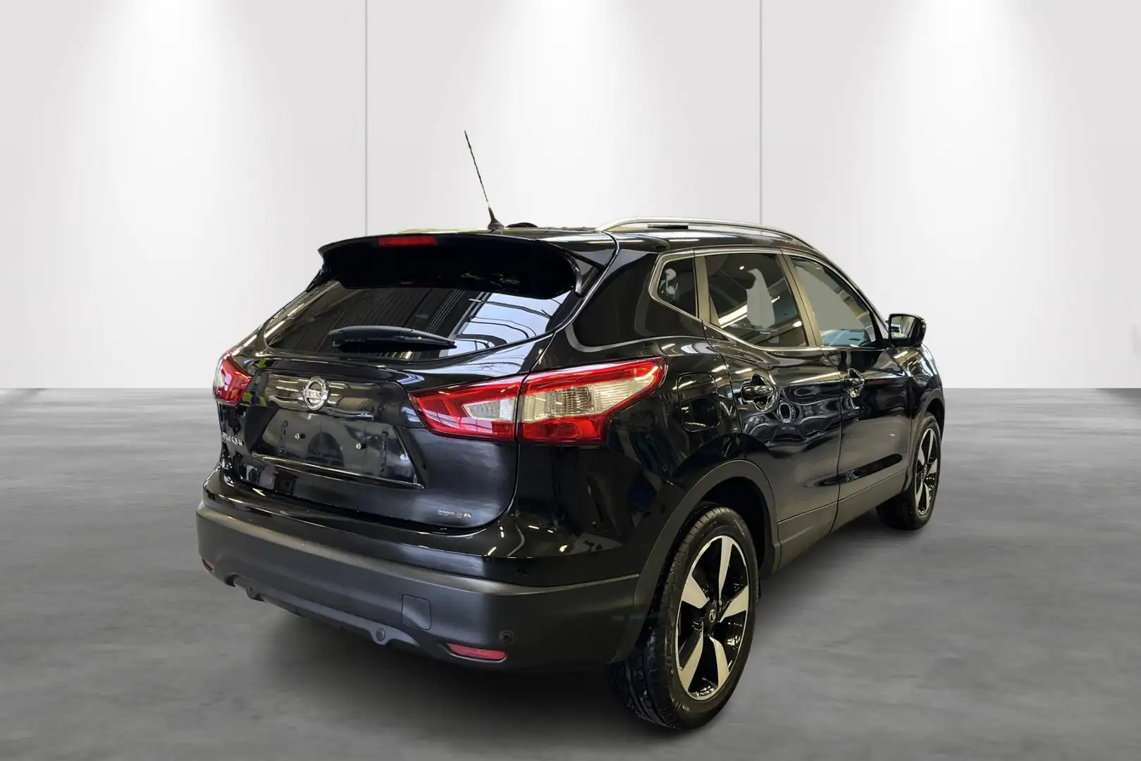 Nissan Qashqai 1.2 DIG-T N-Connecta Noir - 2