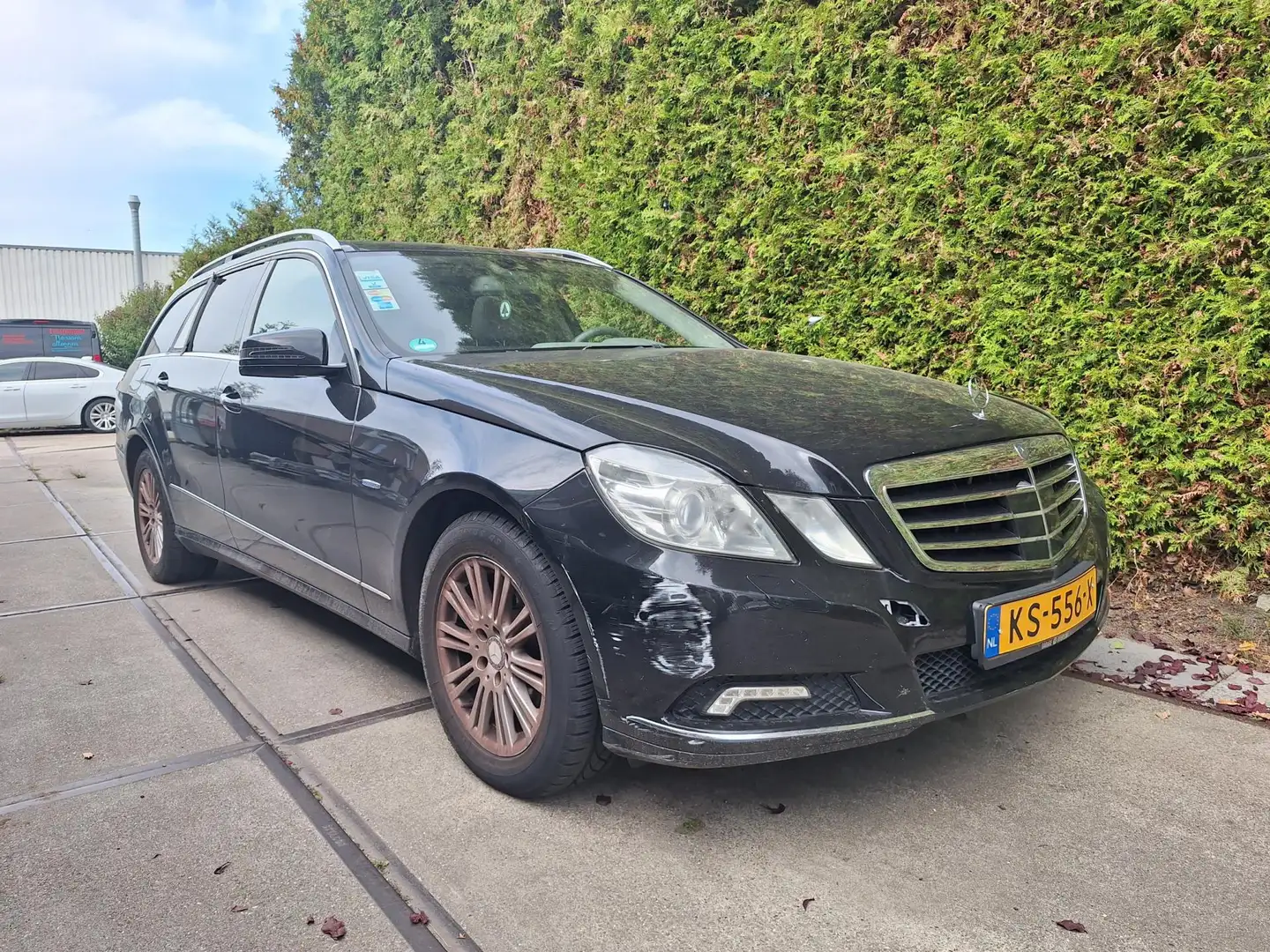 Mercedes-Benz E 200 Estate CDI Business Class Avantgarde Noir - 2