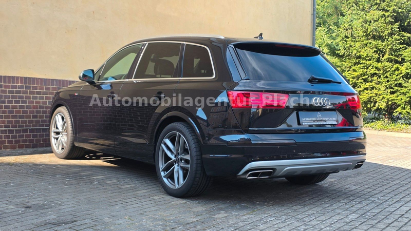 Audi Q7 3.0 quattro *S-Line Plus/Allradlekung/Memory* — photo 7