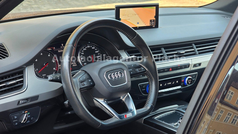 Audi Q7 3.0 quattro *S-Line Plus/Allradlekung/Memory* — photo 12
