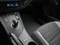 Toyota Auris 1.8 Hybrid Dynamic | Parkeersensoren | Navigatie | Wit - thumbnail 19