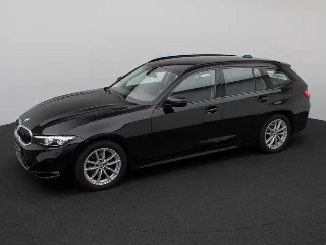BMW 3 Series view 12