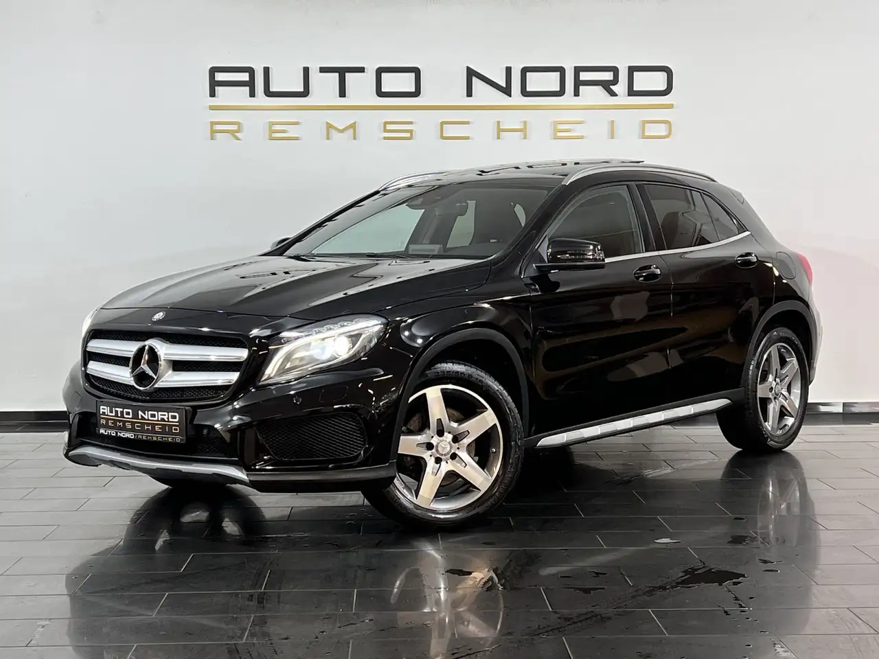 Mercedes-Benz GLA 220