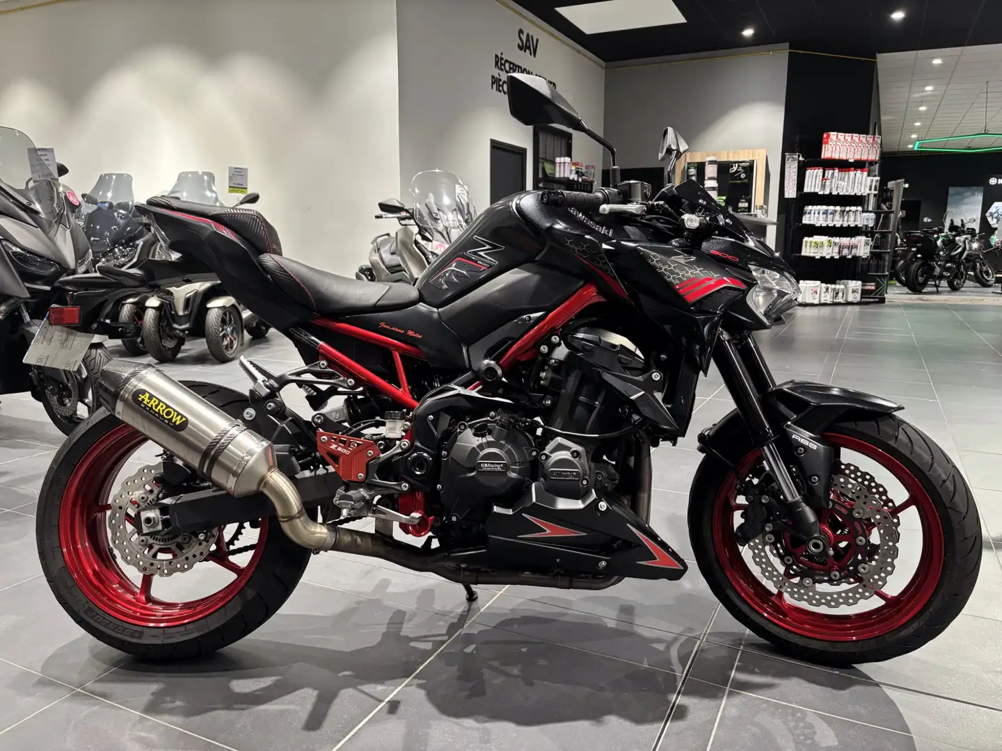 Kawasaki Z 900 Noir - 2