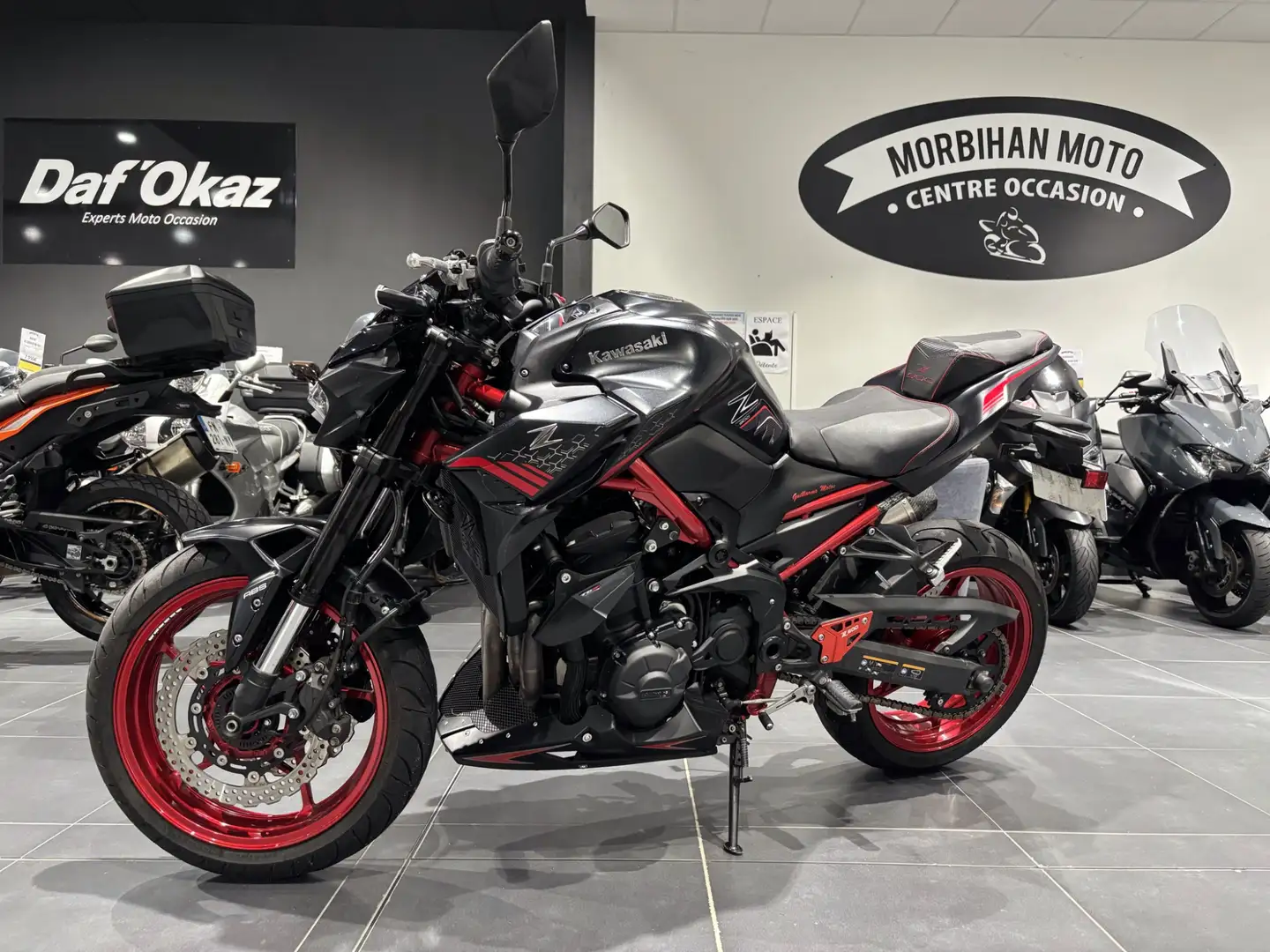 Kawasaki Z 900 Noir - 1