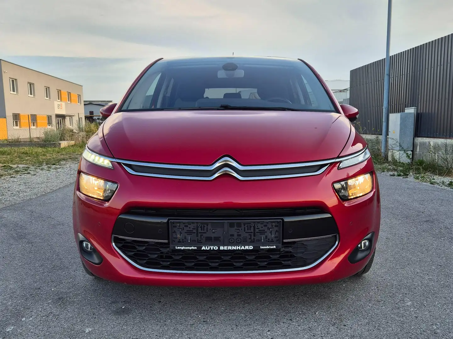 Citroen C4 Picasso Selection Rot - 1
