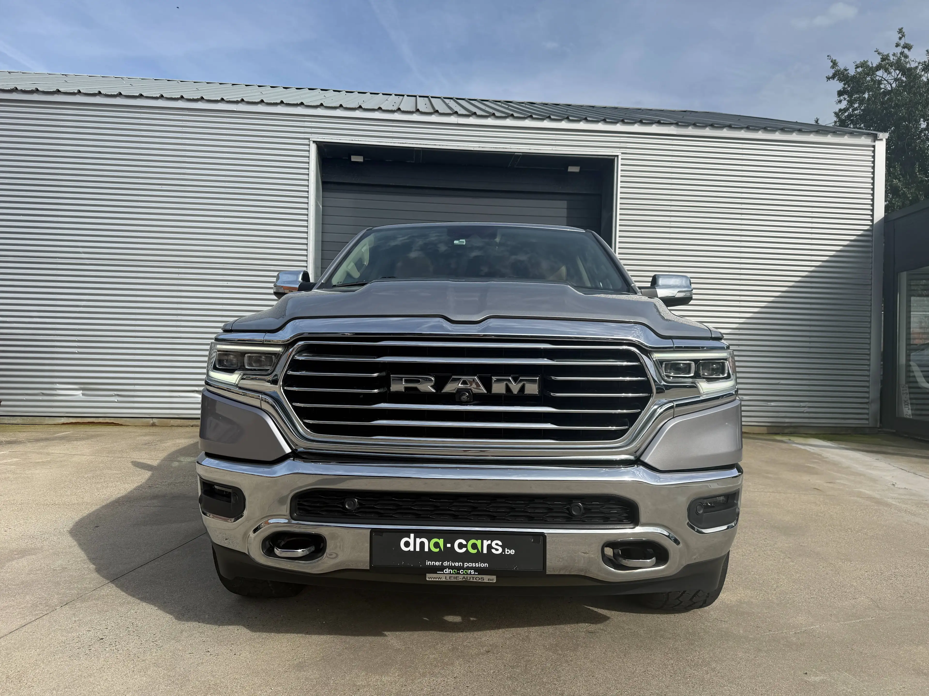 Dodge RAM LIMITED / LONGHORN / V8 5.7 / PANO / LUCHTVERING / LPG / BTW — photo 2