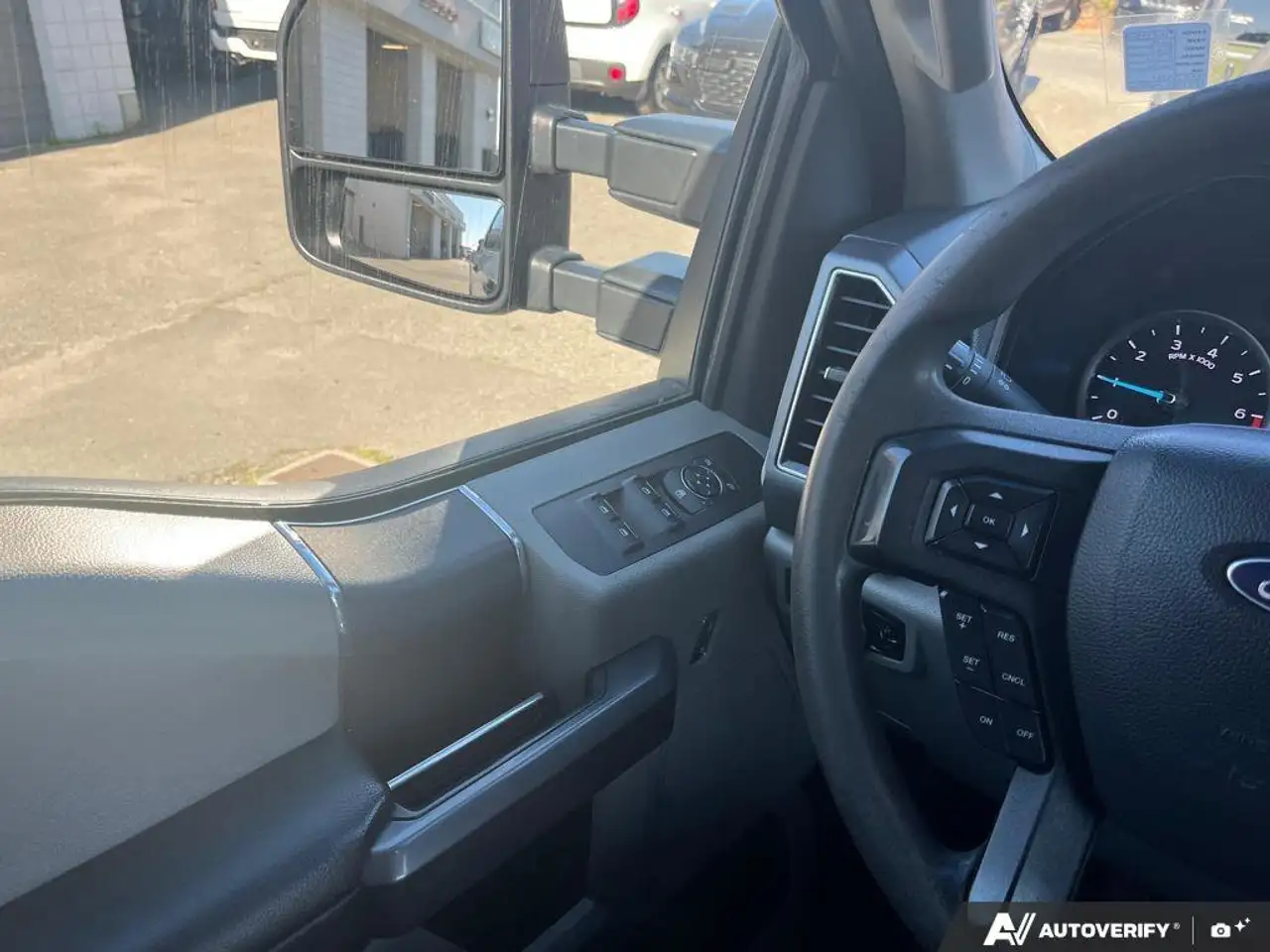 Ford F 350 снимка Ford F 350