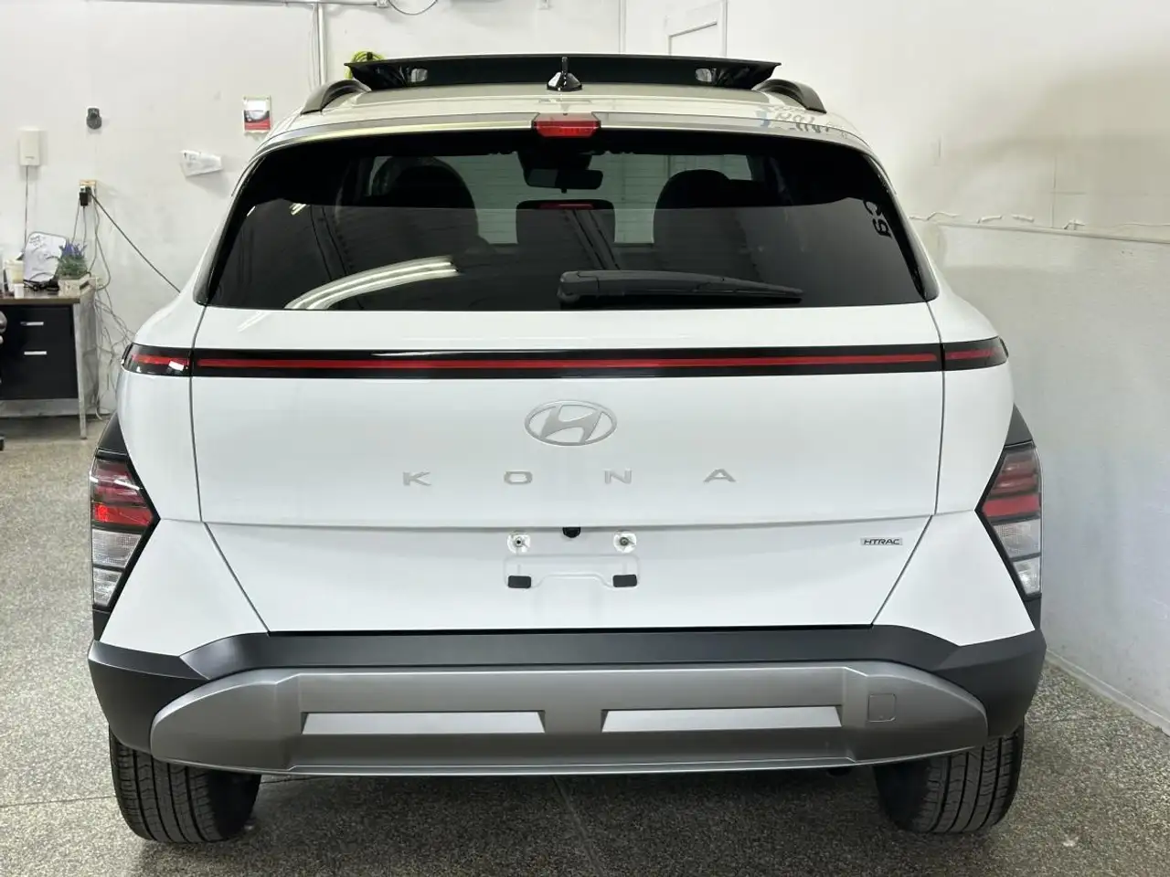 Hyundai KONA снимка Hyundai KONA