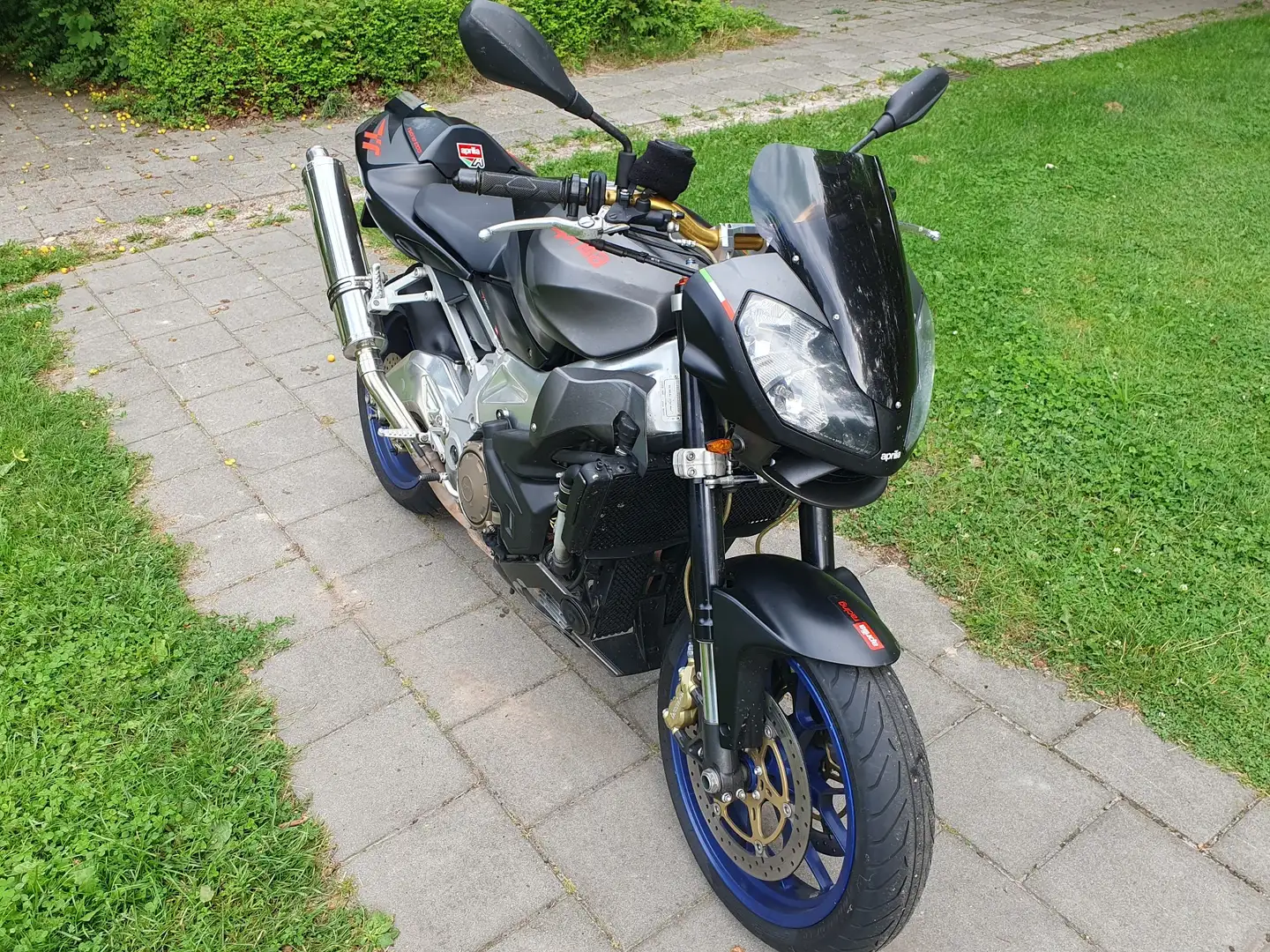 Aprilia Tuono 1000 RR Zwart - 2