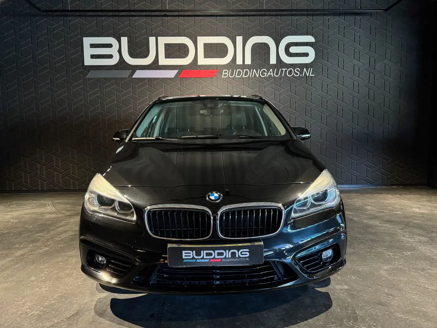 BMW 225 2-serie Active Tourer 225i High Exe | Trekhaak | D Negro - 2