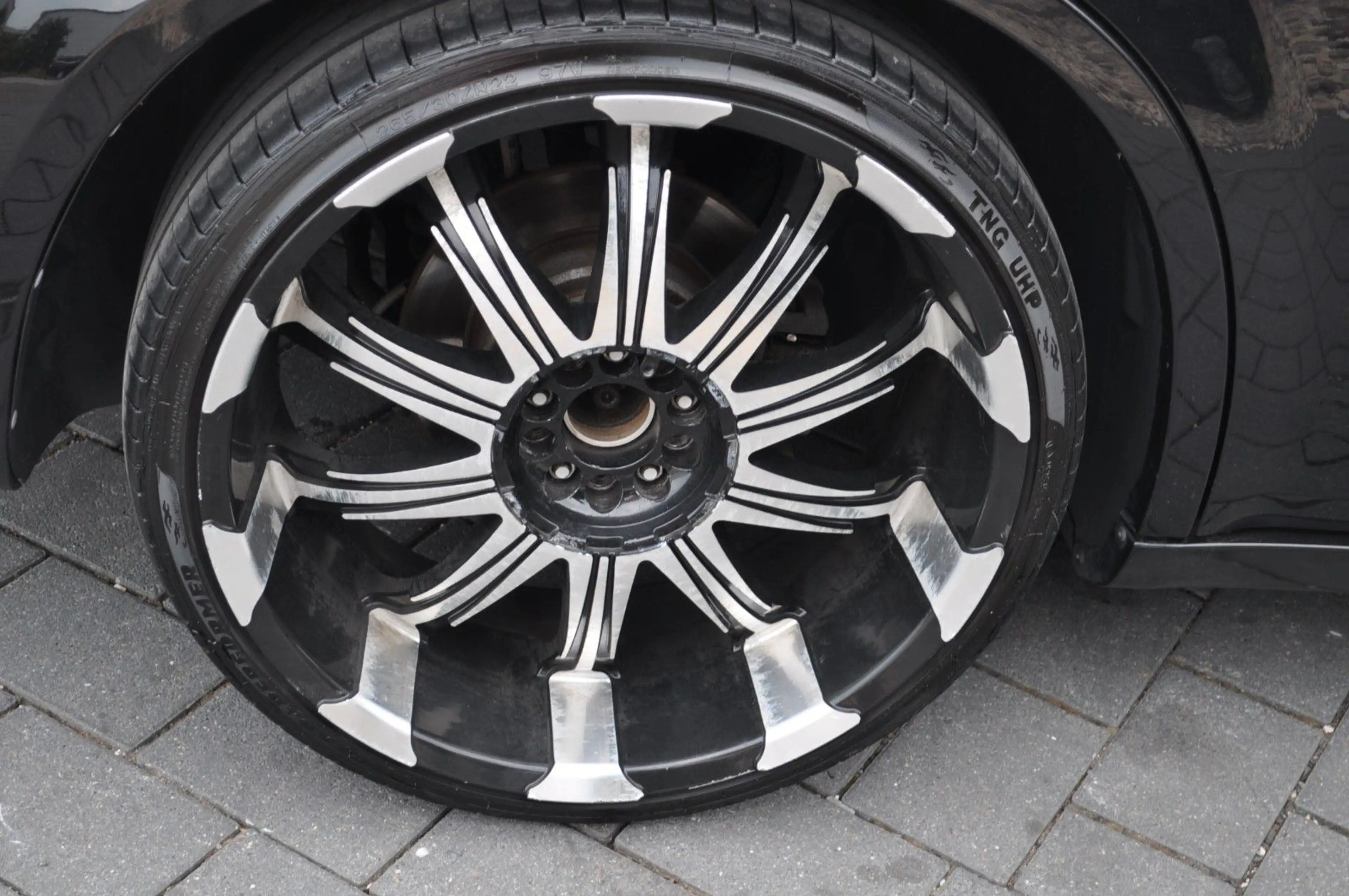 Chrysler 300C 3.5 V6 * 22 ZOLL ALUFELGEN - AUTOMATIC * — photo 24