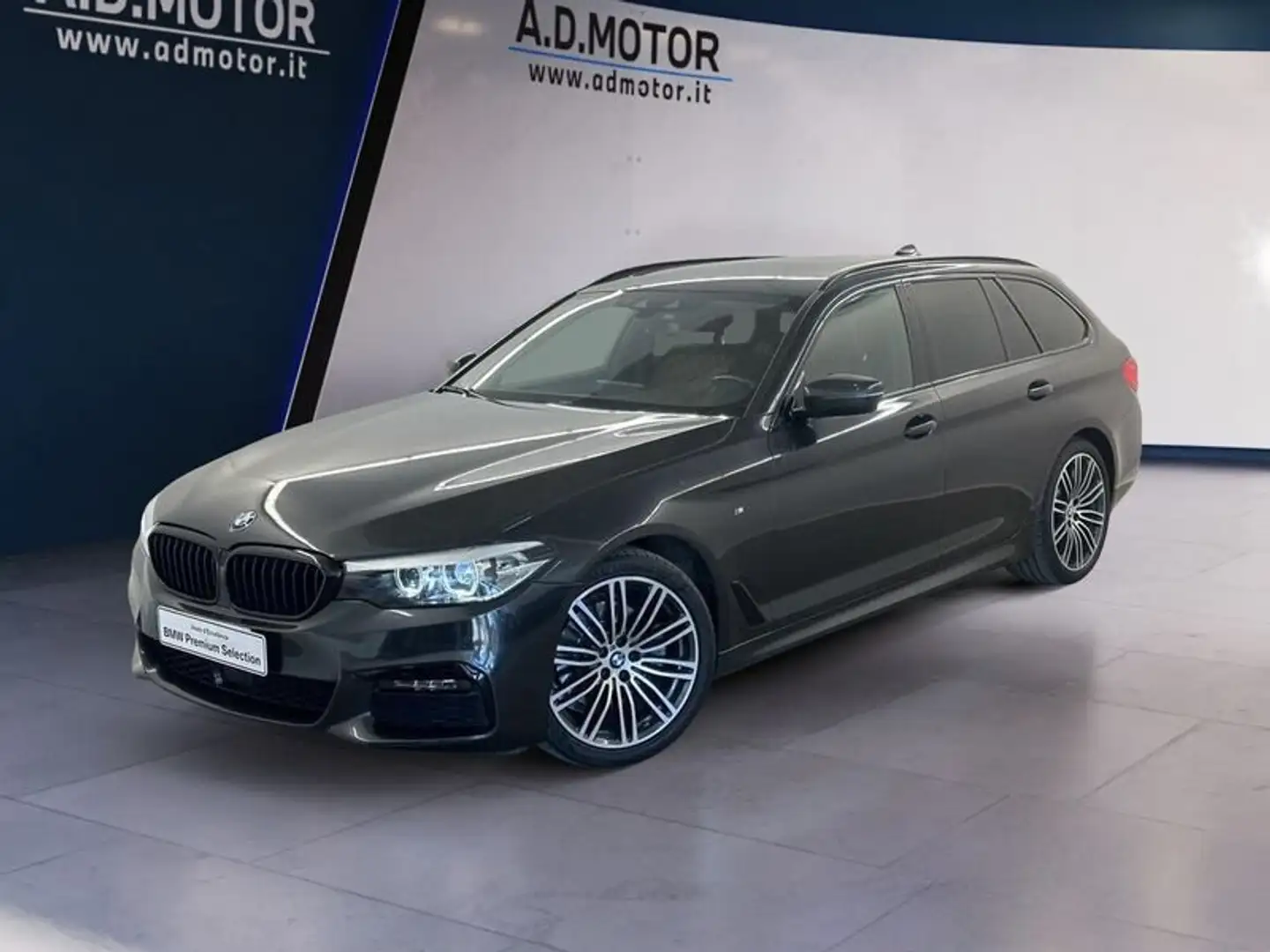 BMW 520 520d Touring mhev 48V Business auto Grigio - 1