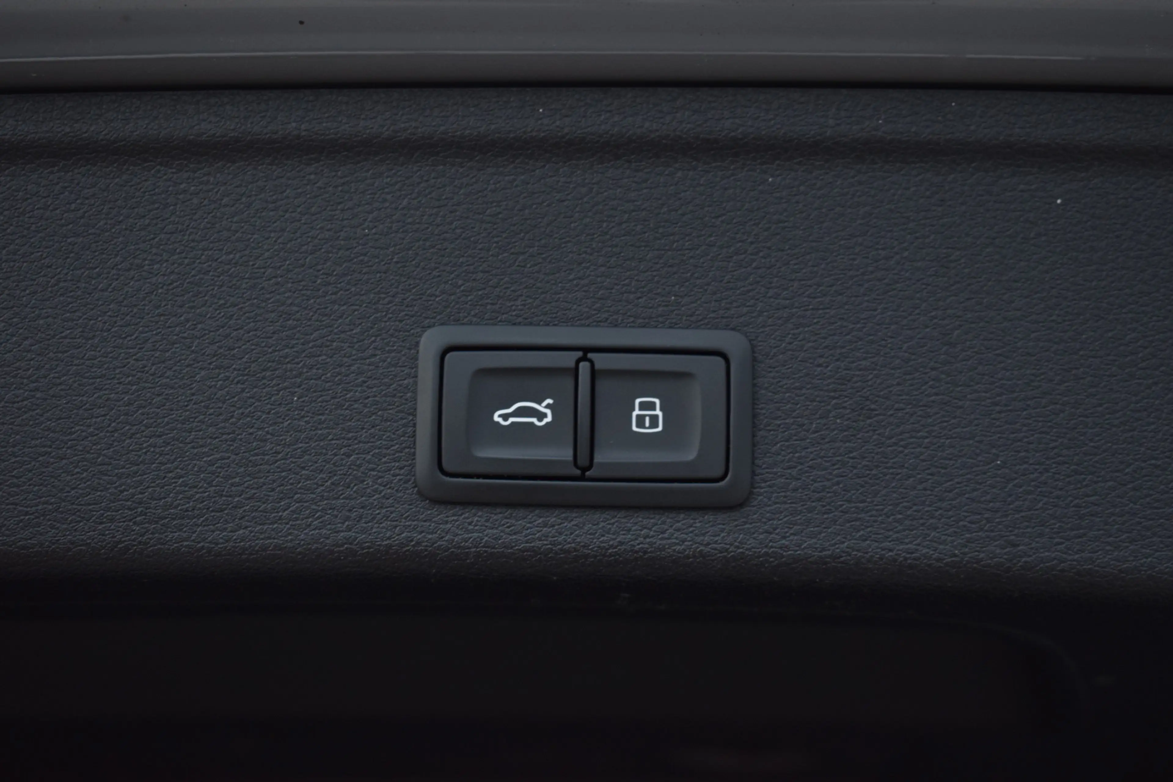 Audi RS4 2.9 TFSI 450pk Quattro Pano | HUD | Milltek | 360 — photo 48