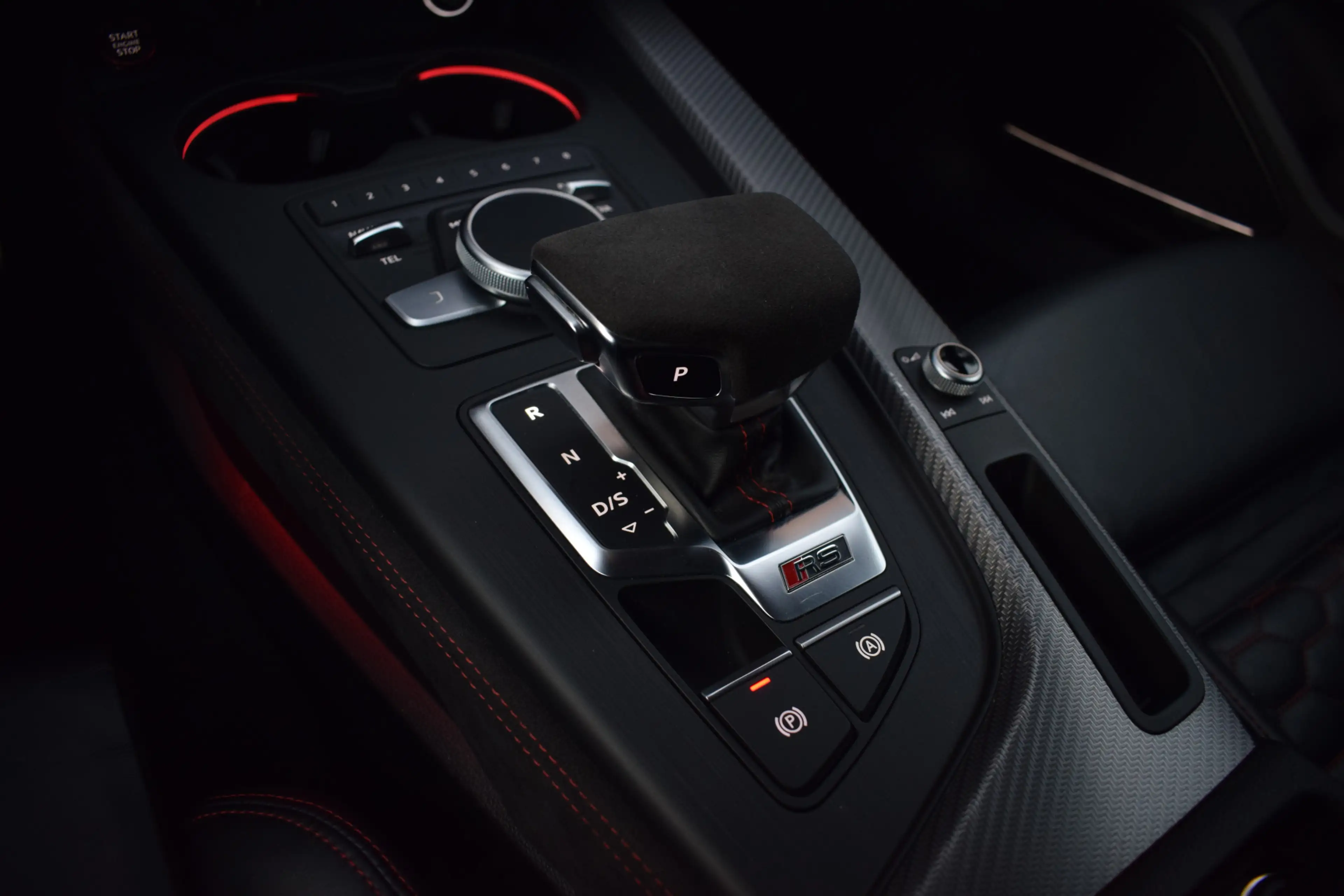 Audi RS4 2.9 TFSI 450pk Quattro Pano | HUD | Milltek | 360 — photo 43