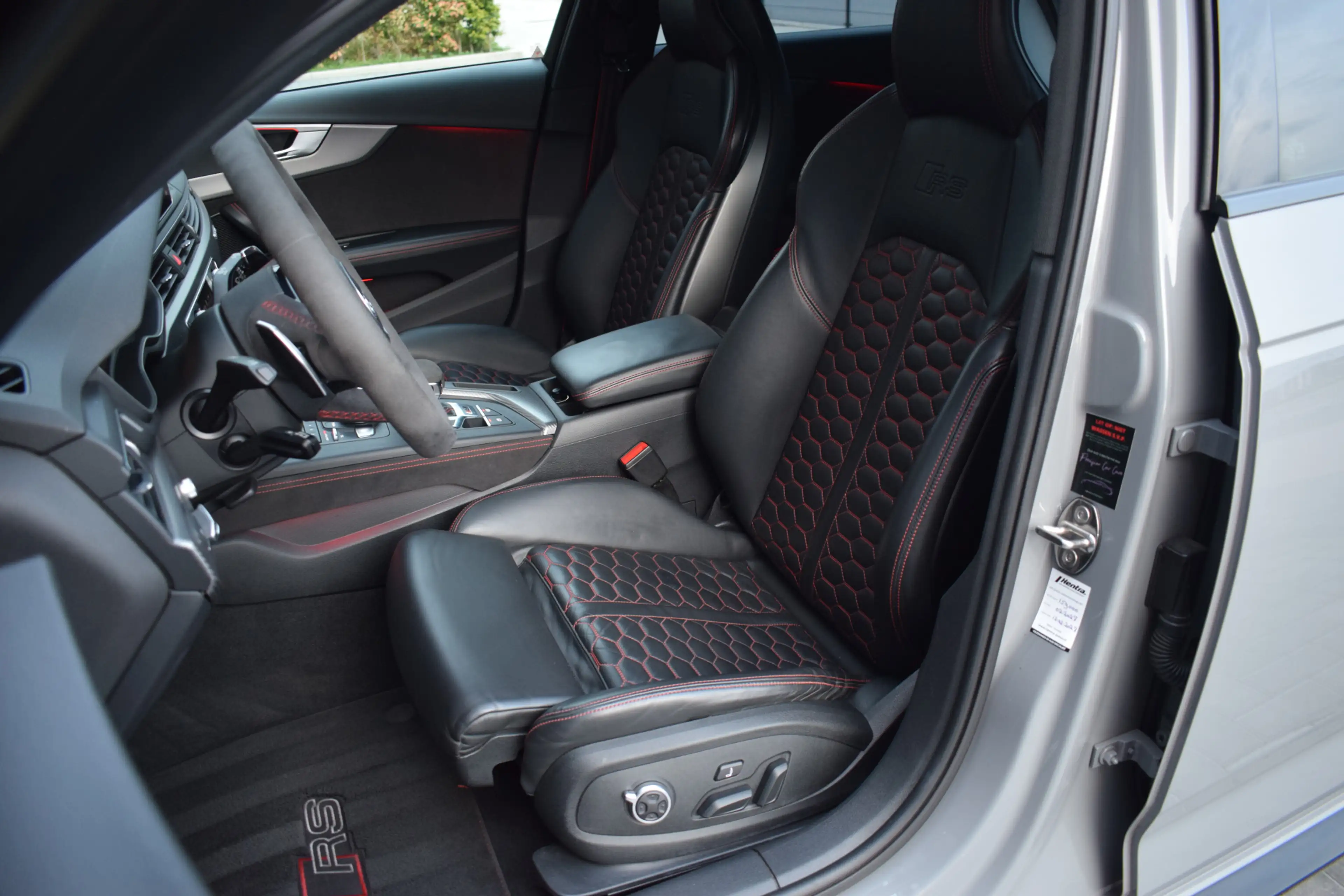Audi RS4 2.9 TFSI 450pk Quattro Pano | HUD | Milltek | 360 — photo 3