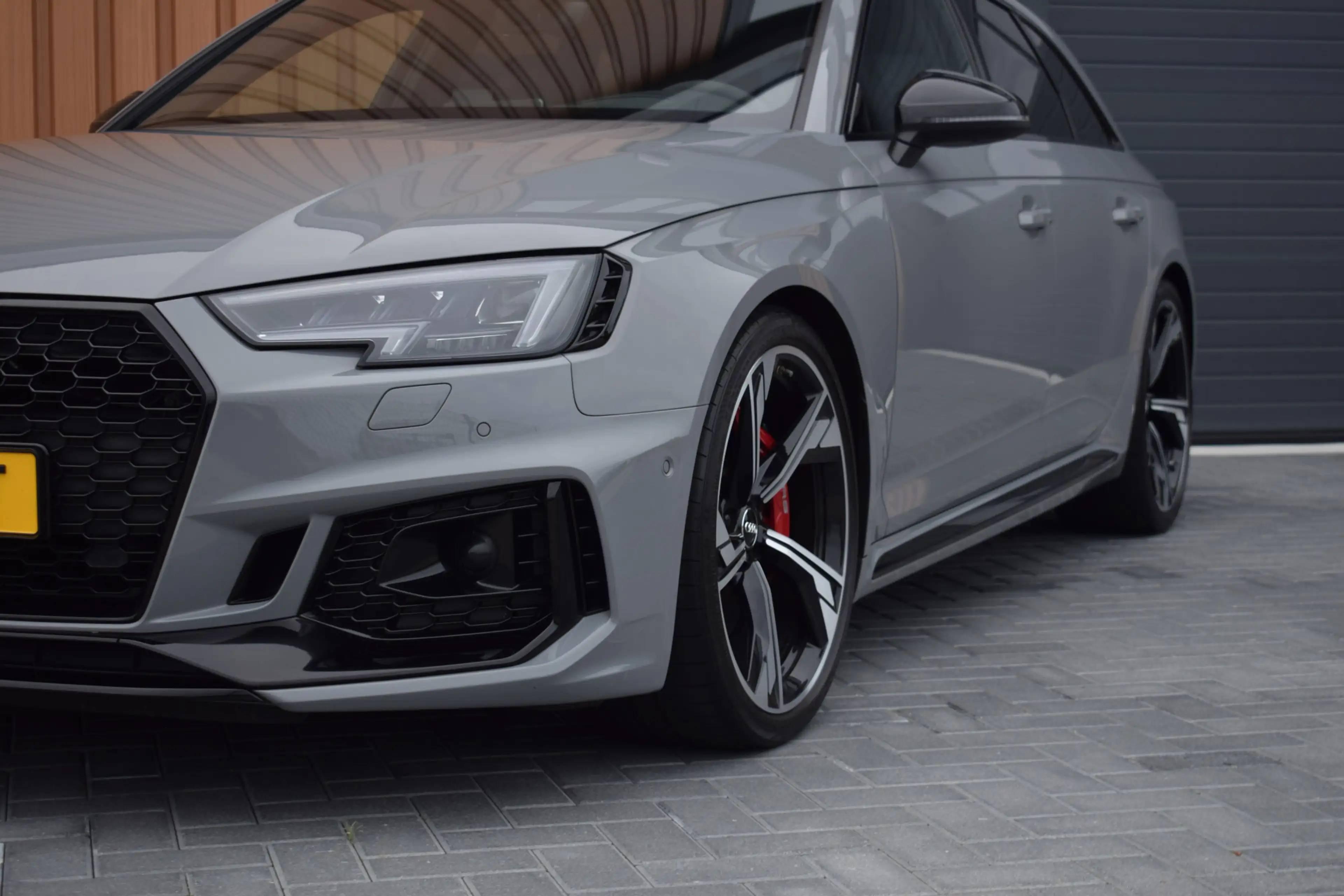 Audi RS4 2.9 TFSI 450pk Quattro Pano | HUD | Milltek | 360 — photo 20