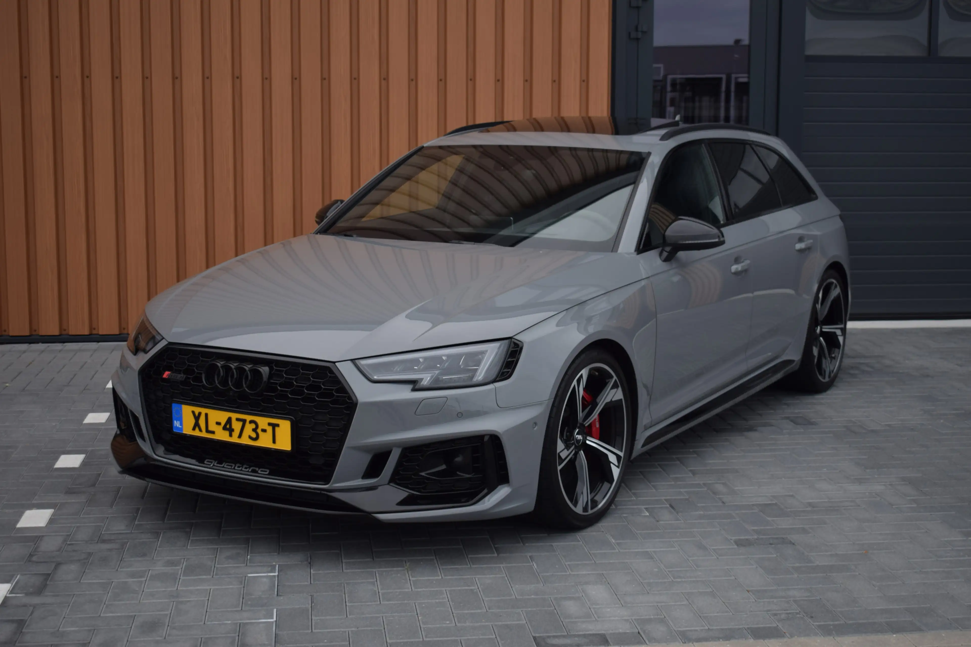 Audi RS4 2.9 TFSI 450pk Quattro Pano | HUD | Milltek | 360 — photo 12