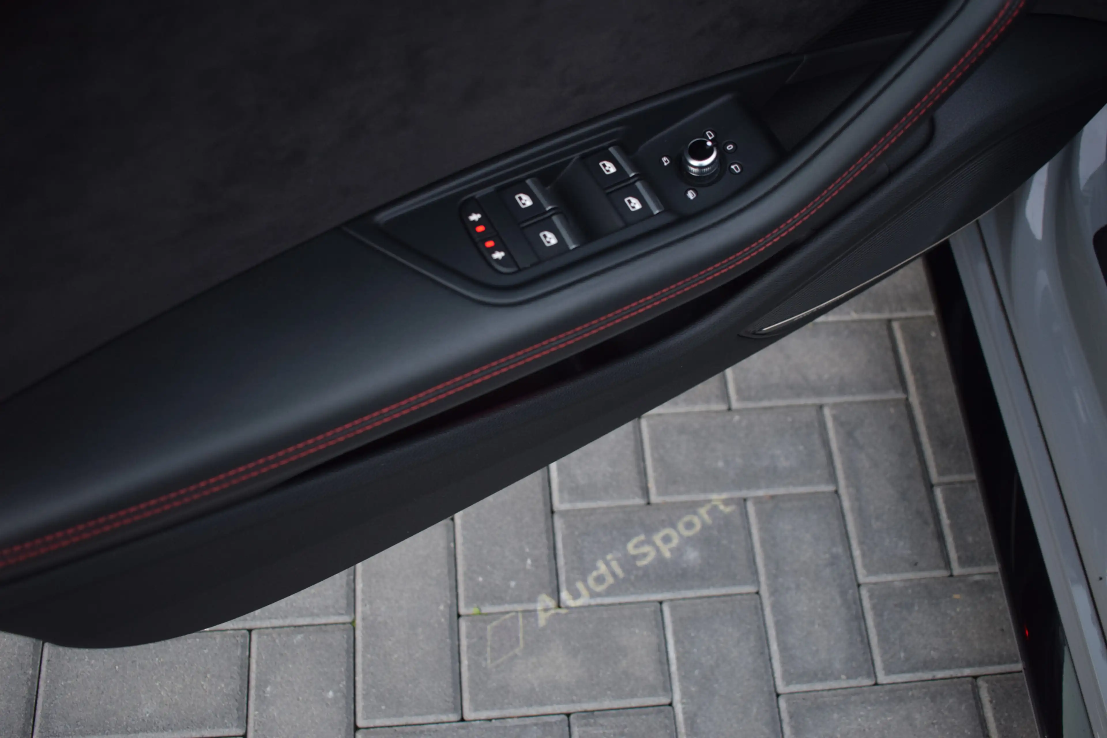 Audi RS4 2.9 TFSI 450pk Quattro Pano | HUD | Milltek | 360 — photo 40