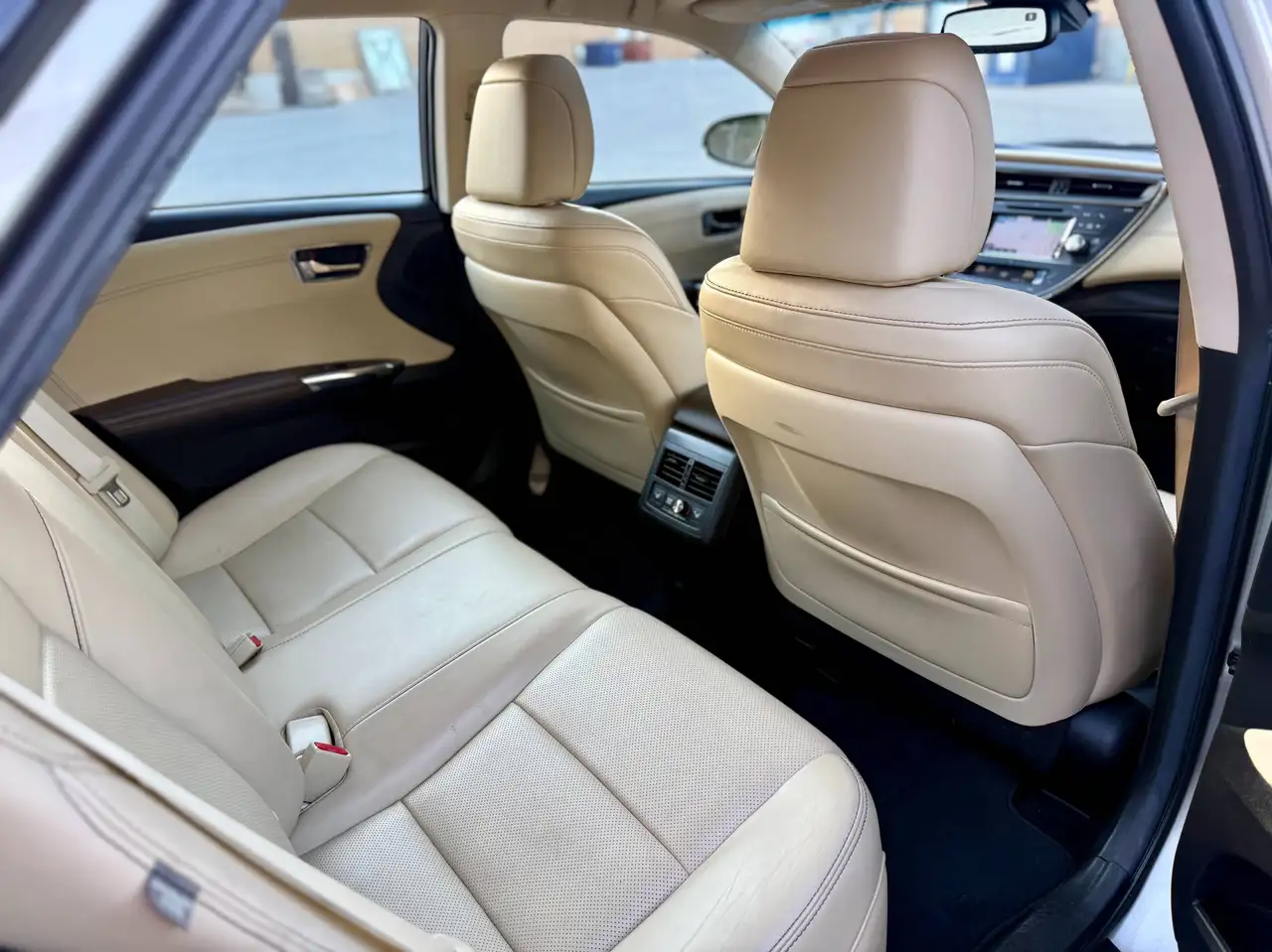 Toyota Avalon снимка Toyota Avalon