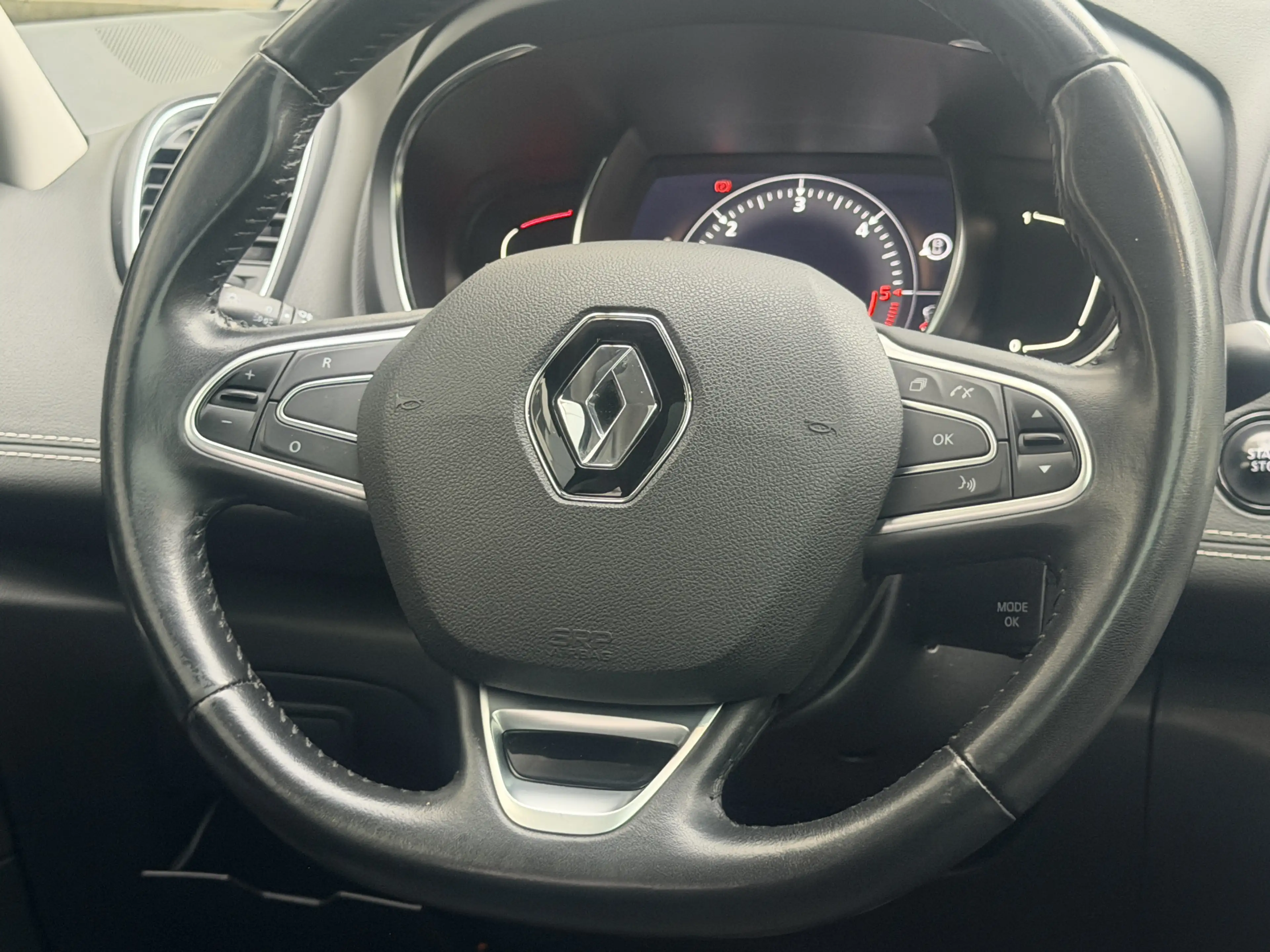 Renault Scenic Grand Intens Bi-Xenon Pano Tempomat Navi — photo 18
