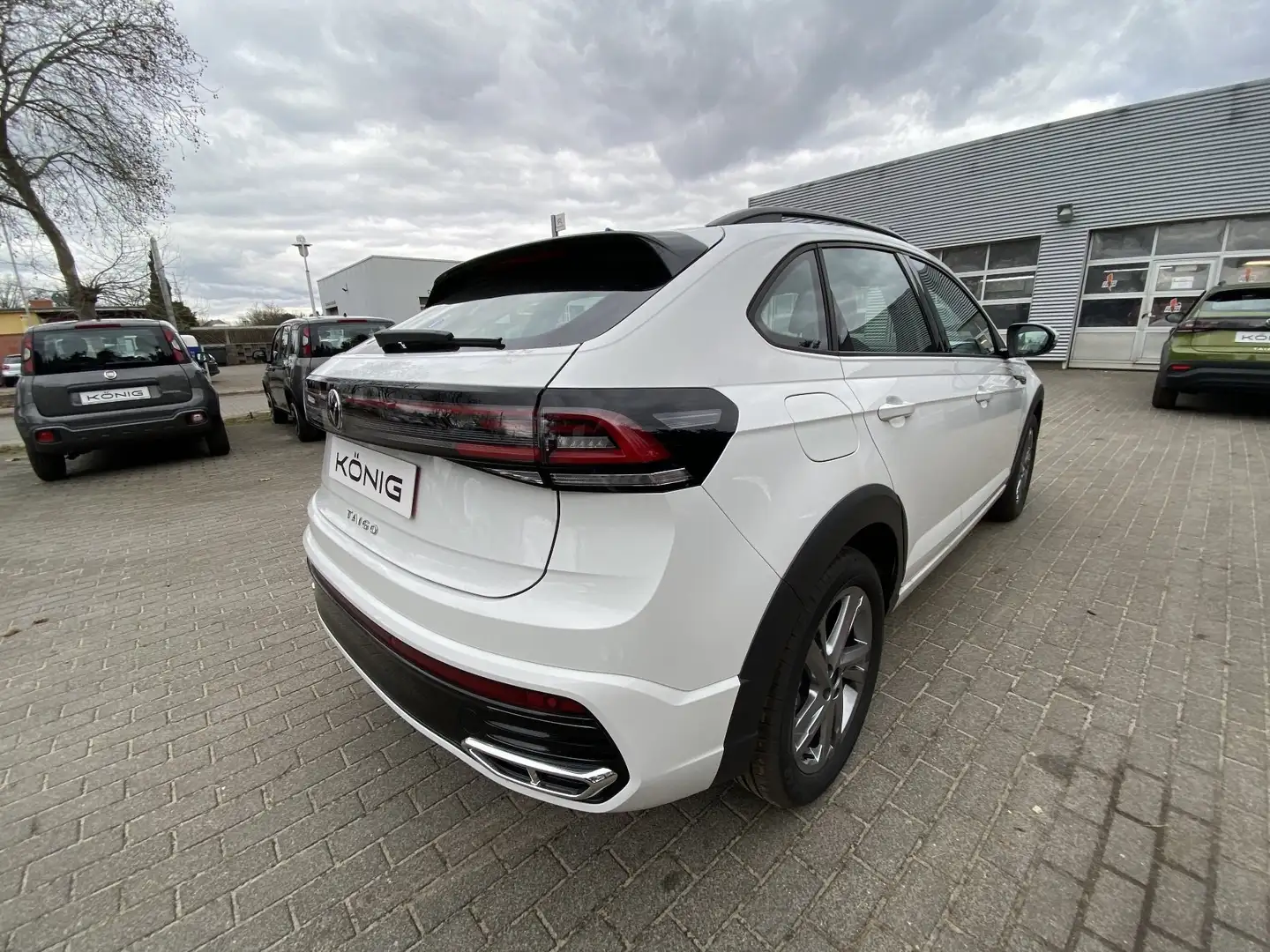 Volkswagen Taigo 1.0 TSI DSG R-LINE Klima PDC Sitzheizung Bianco - 2