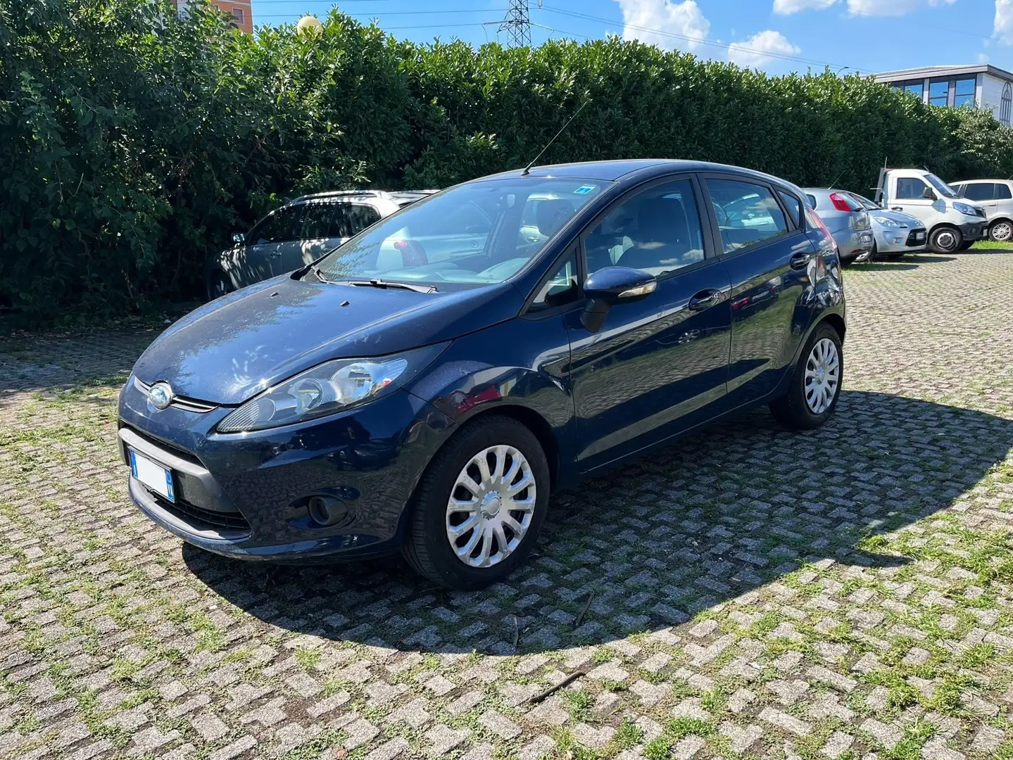 Ford Fiesta 1.2 Titanium 82cv Bleu - 1
