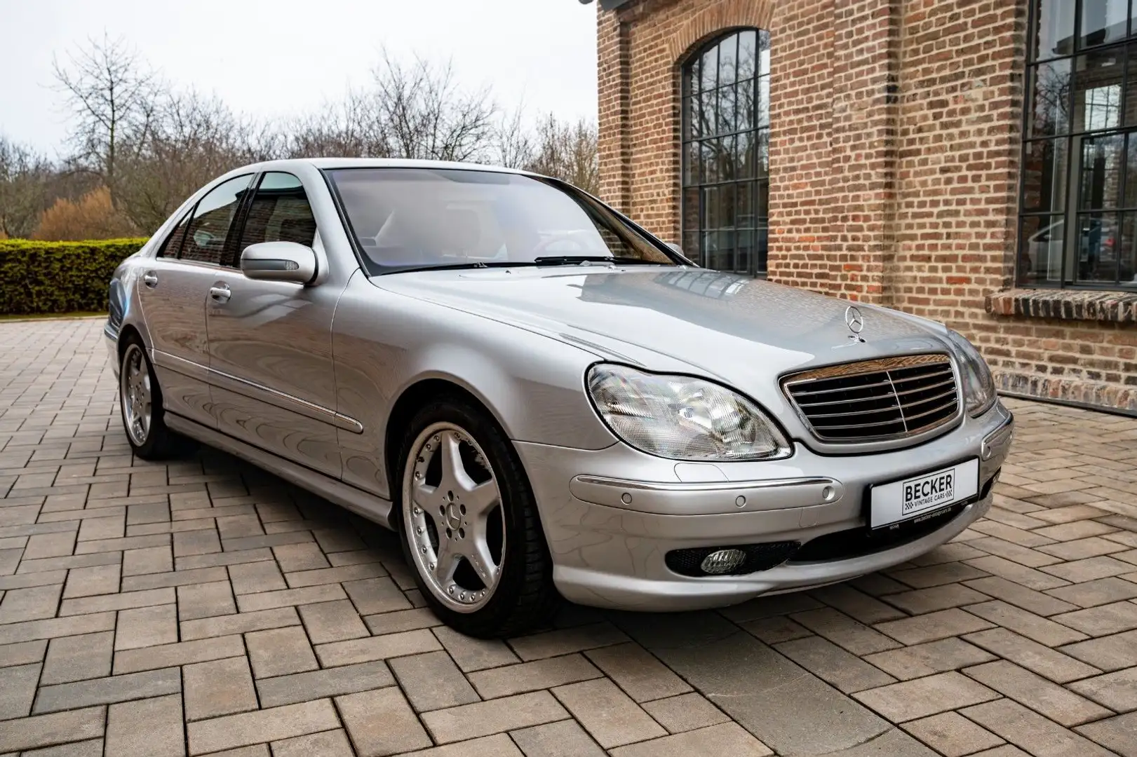 Mercedes-Benz S 55 AMG AMG*1.Hand*Top-Historie*Mega-Zustand* Plateado - 1