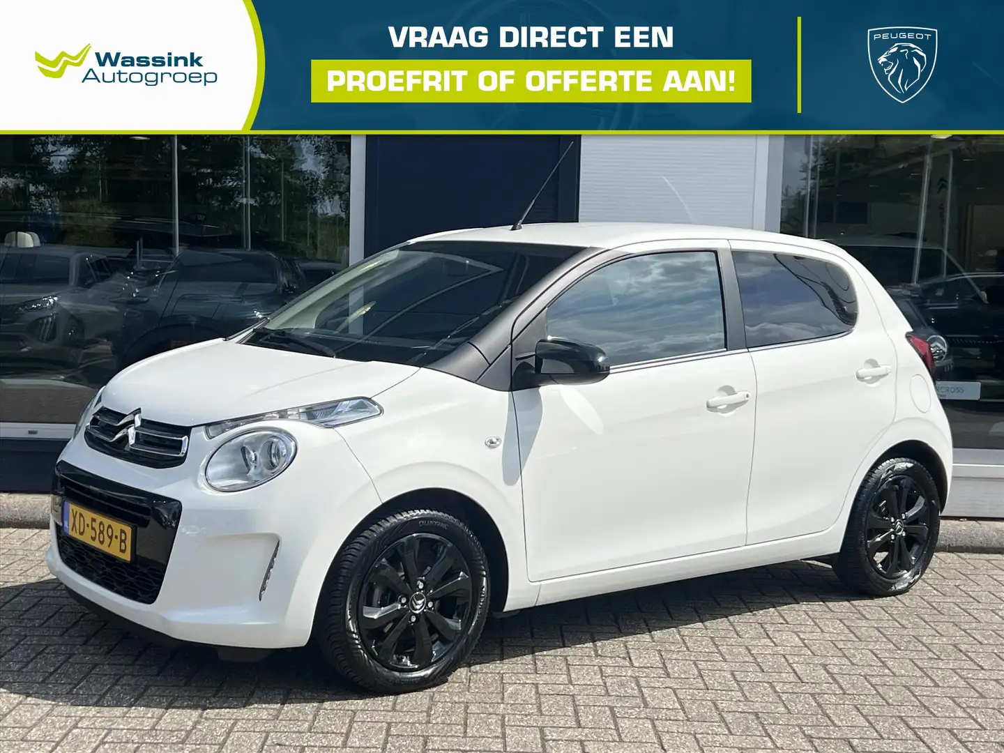 Citroen C1 1.0 VTi 72PK 5drs Shine | Navigatie | Parkeercamer Wit - 1