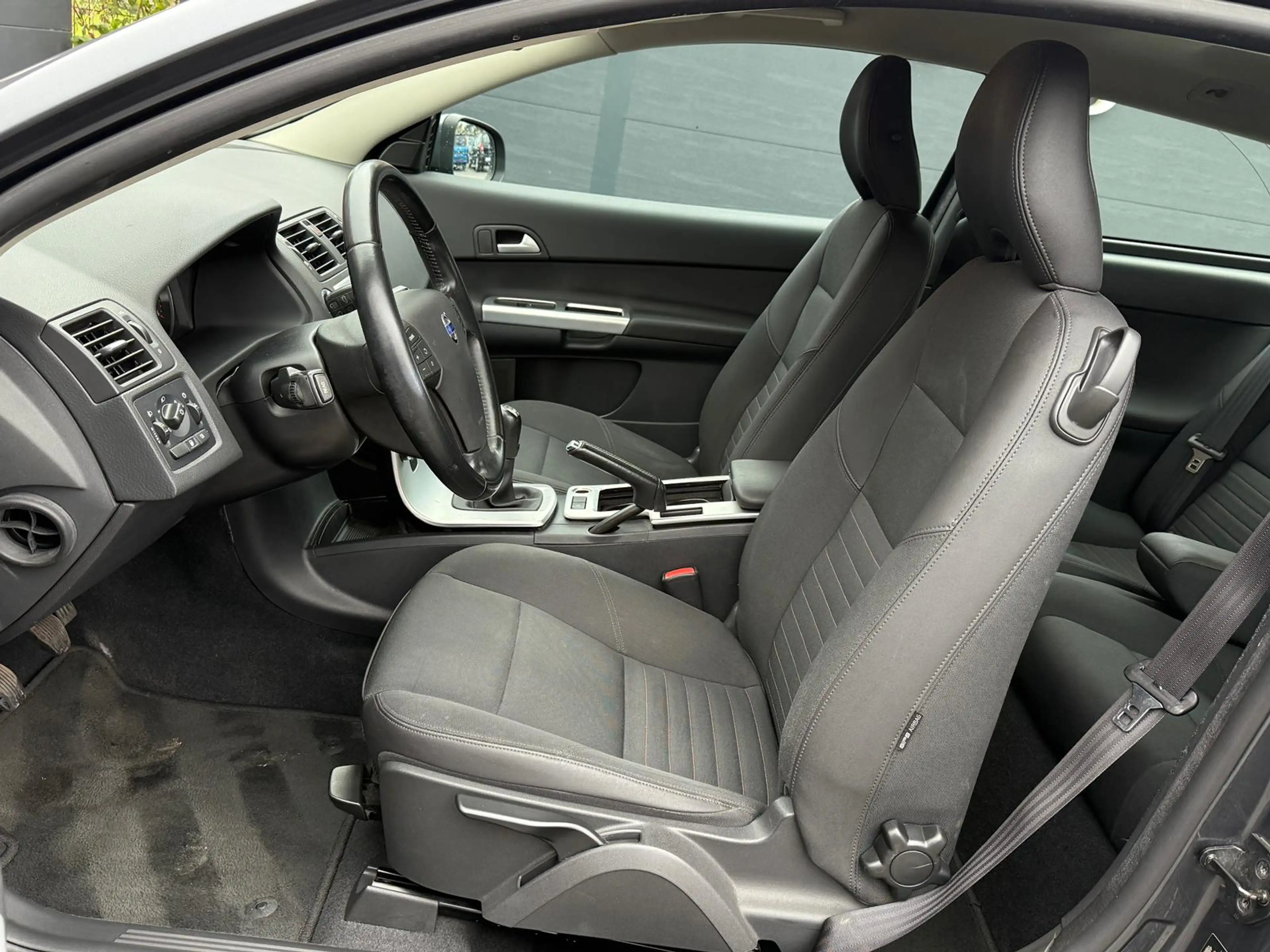Volvo C30 C30 1.6 D2_GARANTIE_CLIM_JANTES_CARNET_ — photo 10