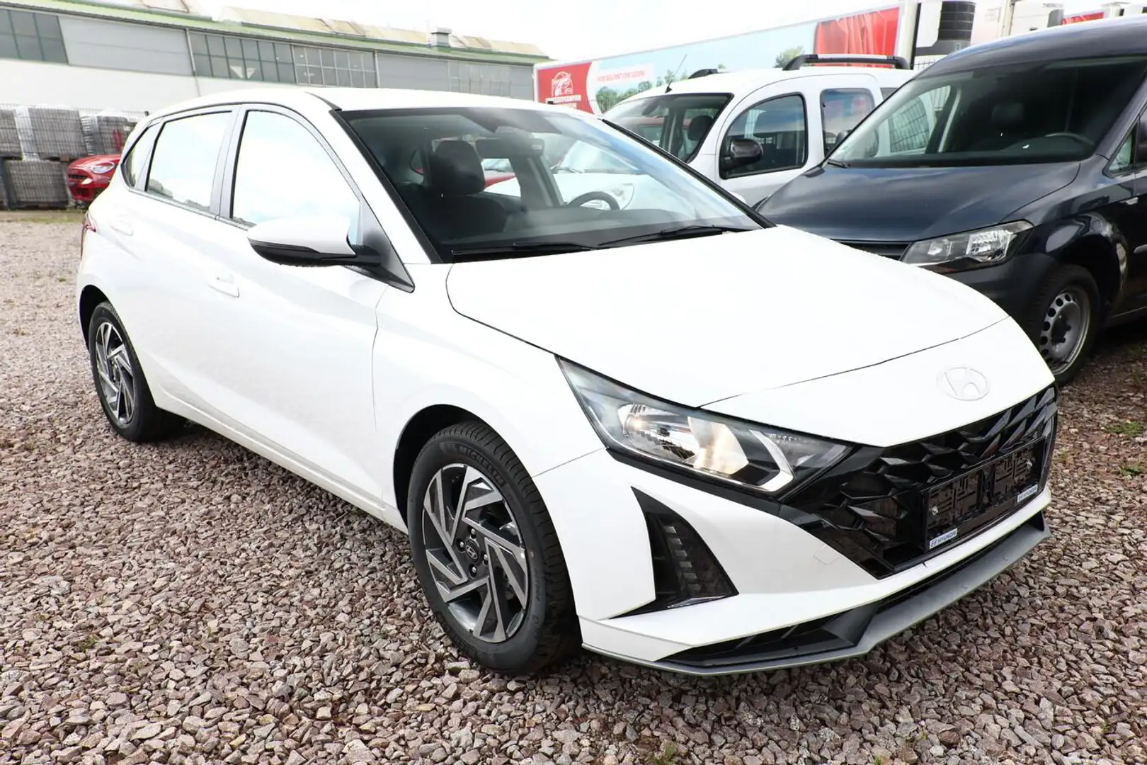 Hyundai i20 Select 1.0 TGDI 100 Nav SHZ Kam SmartL 16Z 74 k... Weiß - 2