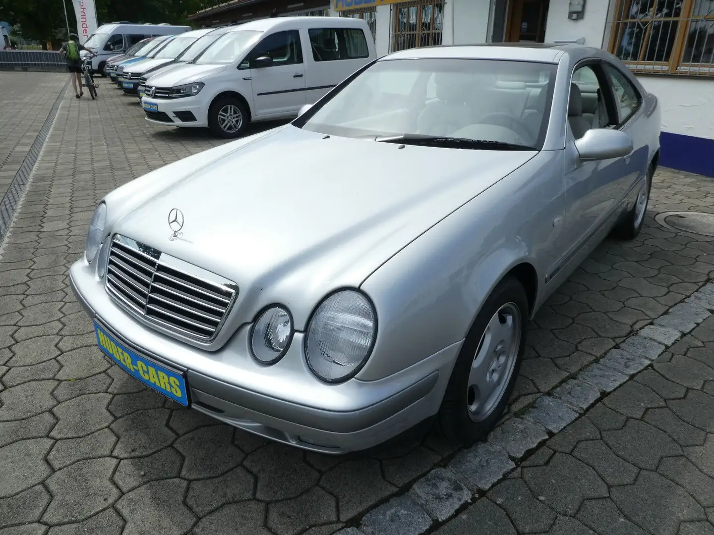 Mercedes-Benz CLK 320 ELEGANCE *1.HAND* NUR 3.616km* Argintiu - 1