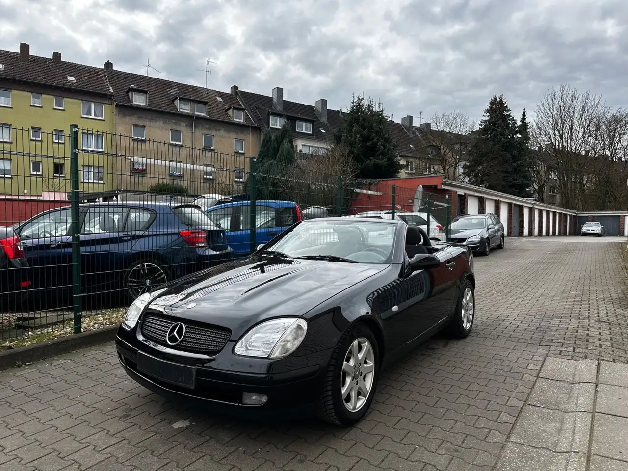Mercedes-Benz SLK 230
