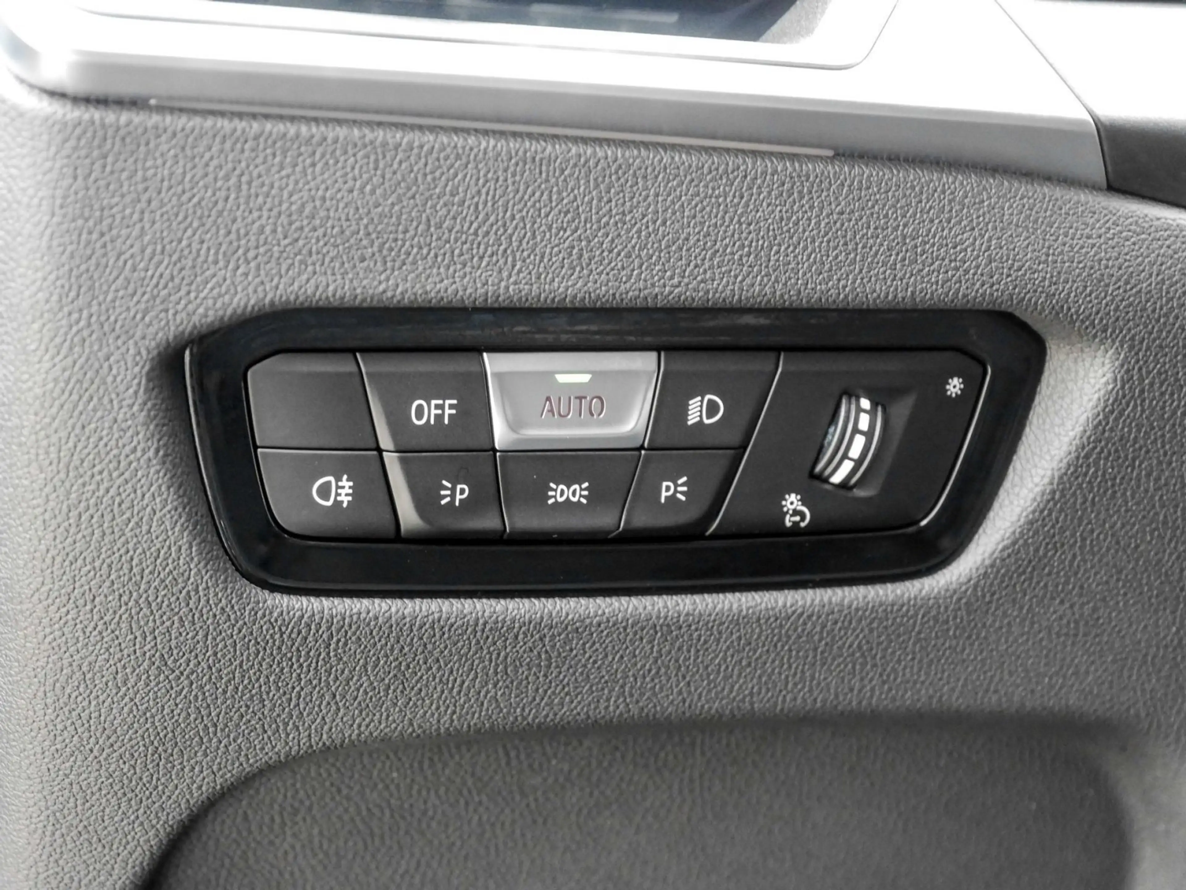 BMW M2 Coupé M Sport HUD ACC RFK NAVI LED PDC V+H — photo 15