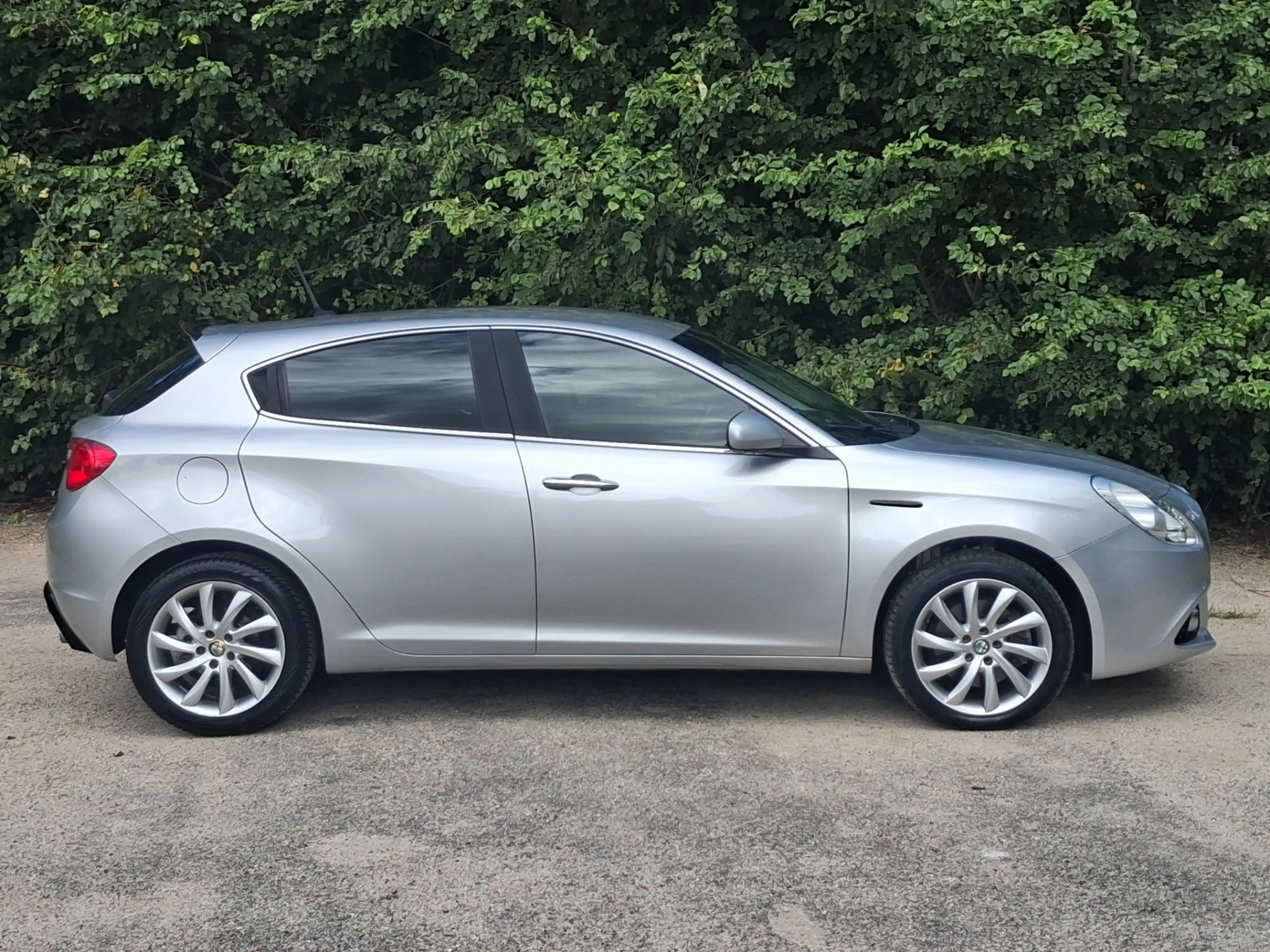 Alfa Romeo Giulietta 2.0 JTDm Distinctive |AUTOMAAT + CRUISE + AIRCO| — photo 3