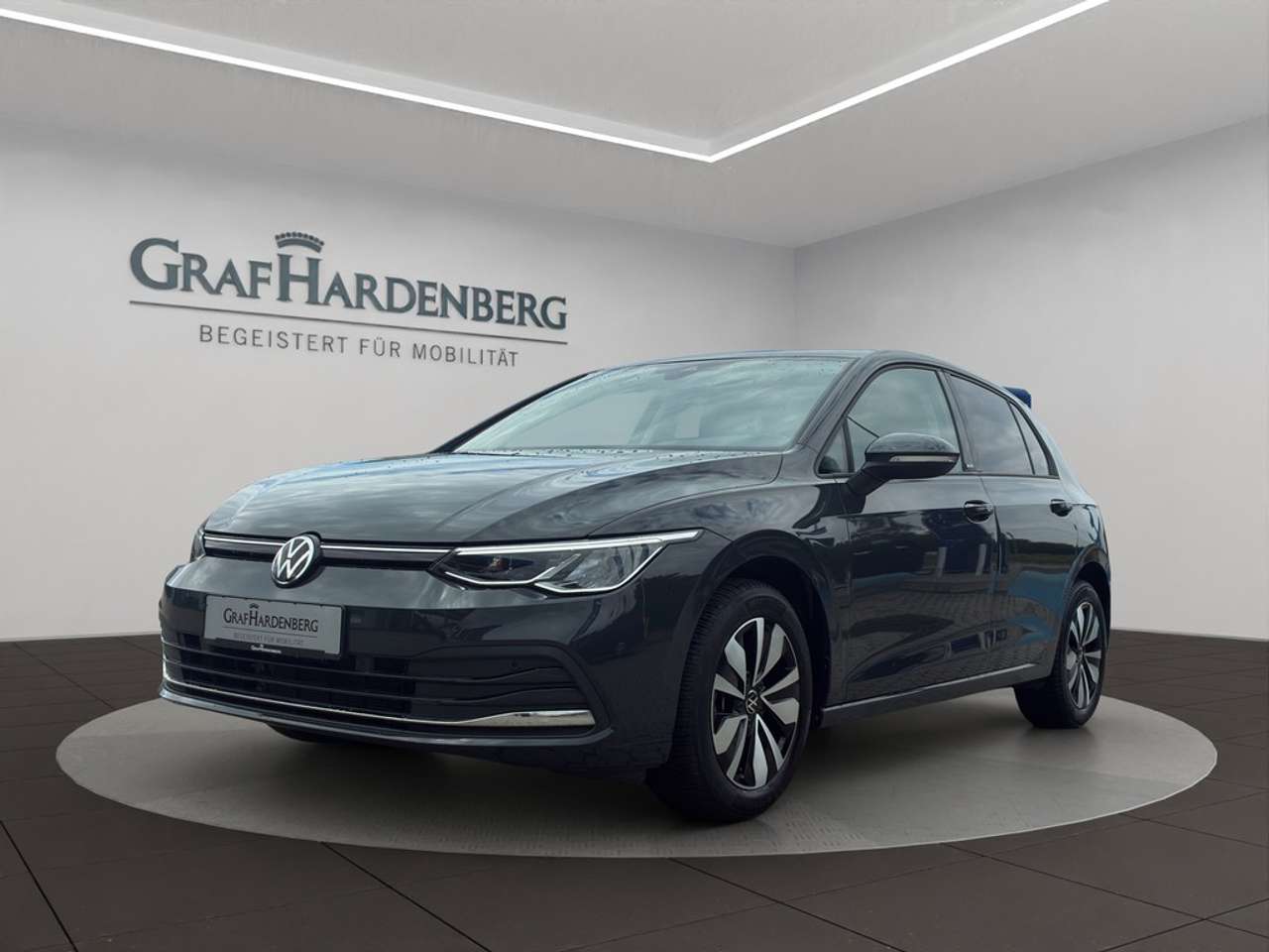 Volkswagen Golf 2024 — VIII Lim. 1.0 eTSI DSG Move SHZ