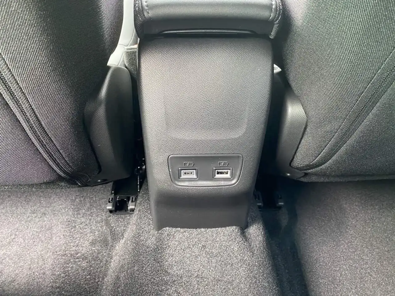 Peugeot 2008 1.2 puretech Allure s&s 130cv eat8 - PROMO 24