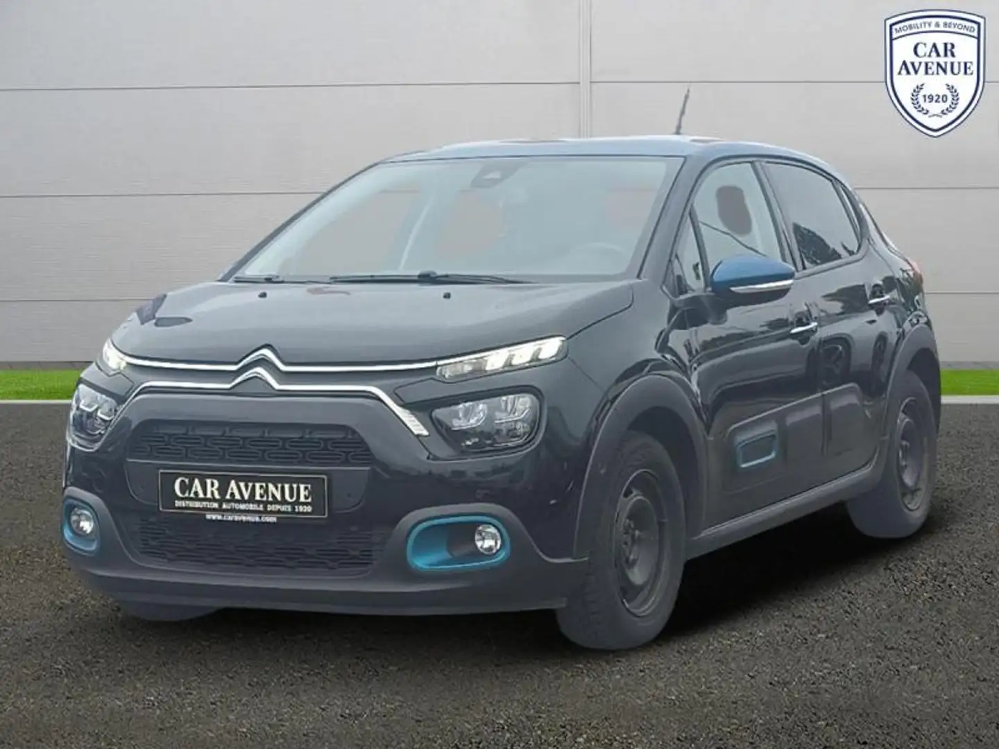 Citroen C3 1.2 PureTech 110ch S\u0026S Shine EAT6 Noir - 1