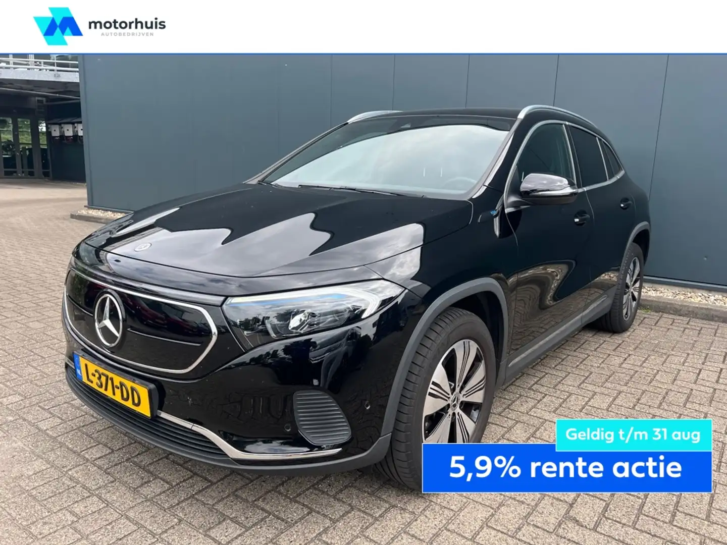 Mercedes-Benz EQA 250 190pk Business Solution Luxury Zwart - 1