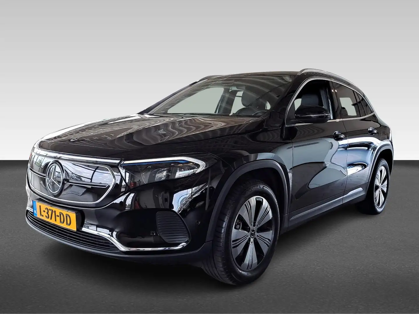 Mercedes-Benz EQA 250 190pk Business Solution Luxury Noir - 1
