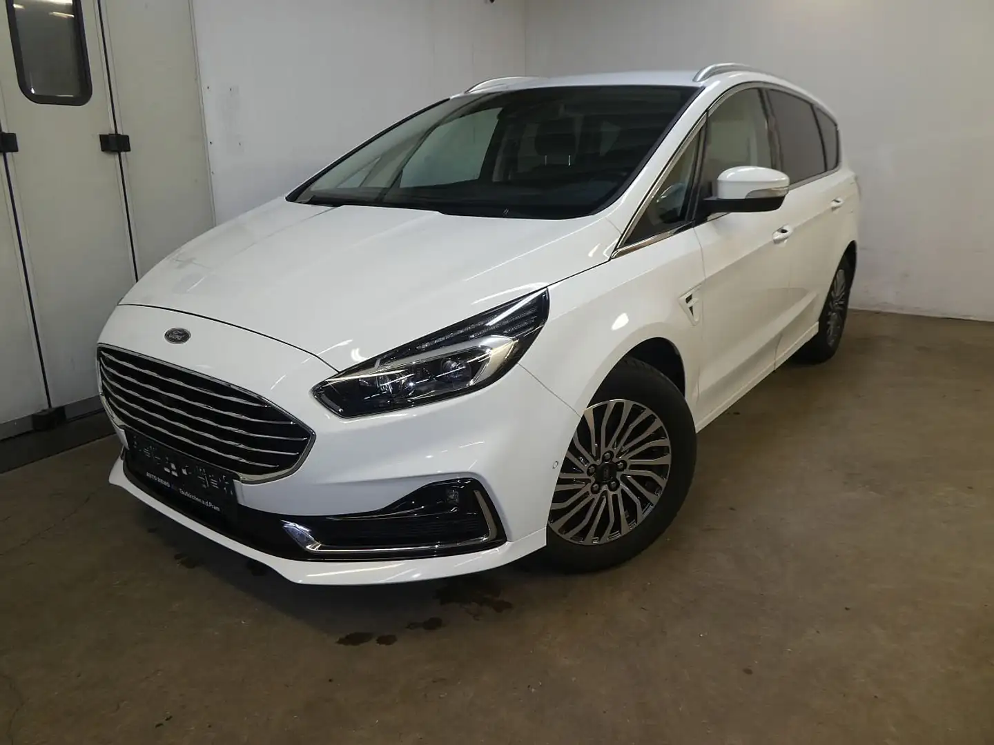 Ford S-Max 2.0 EcoBlue Titanium Aut. AHK, ACC, LED, W-Paket Weiß - 1