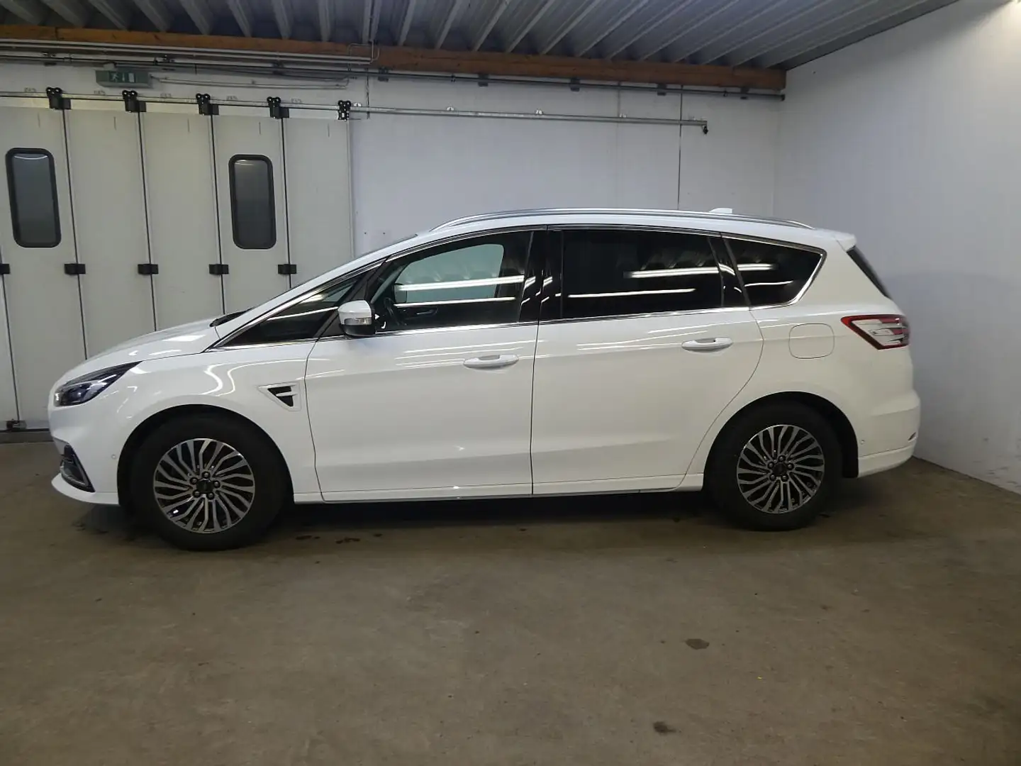 Ford S-Max 2.0 EcoBlue Titanium Aut. AHK, ACC, LED, W-Paket Weiß - 2