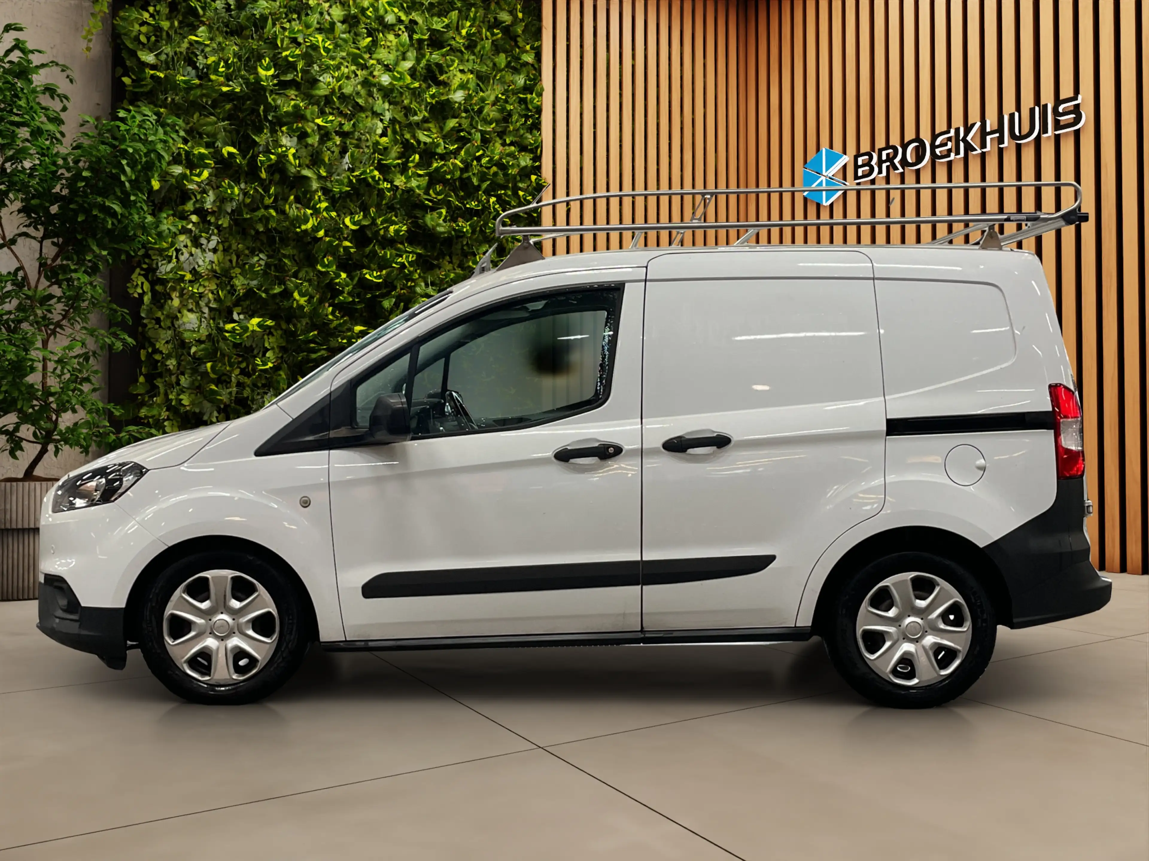 Ford Transit Courier 1.5 TDCI Trend | Dealer onderhouden | Betimmerd | — photo 4