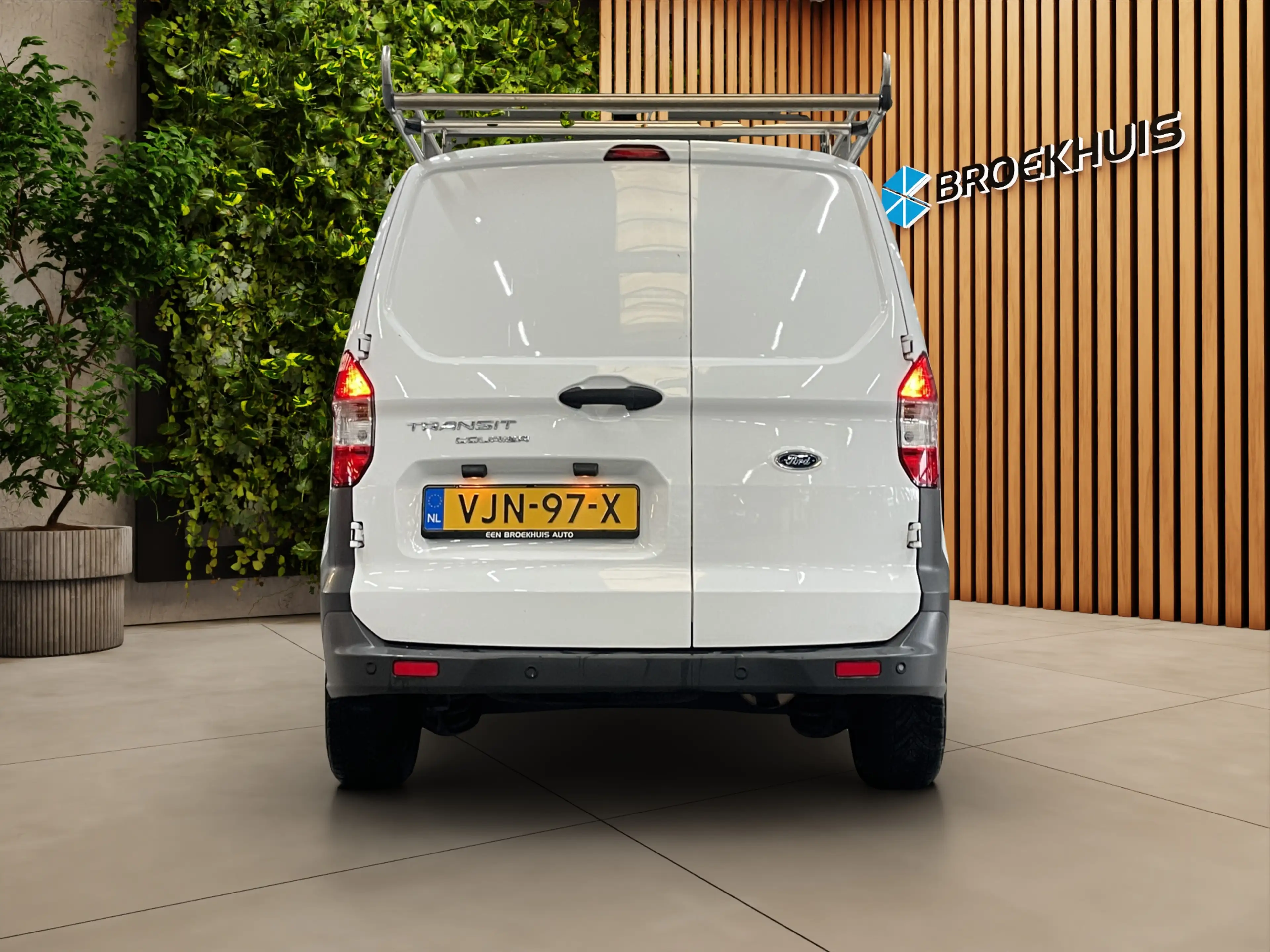 Ford Transit Courier 1.5 TDCI Trend | Dealer onderhouden | Betimmerd | — photo 8