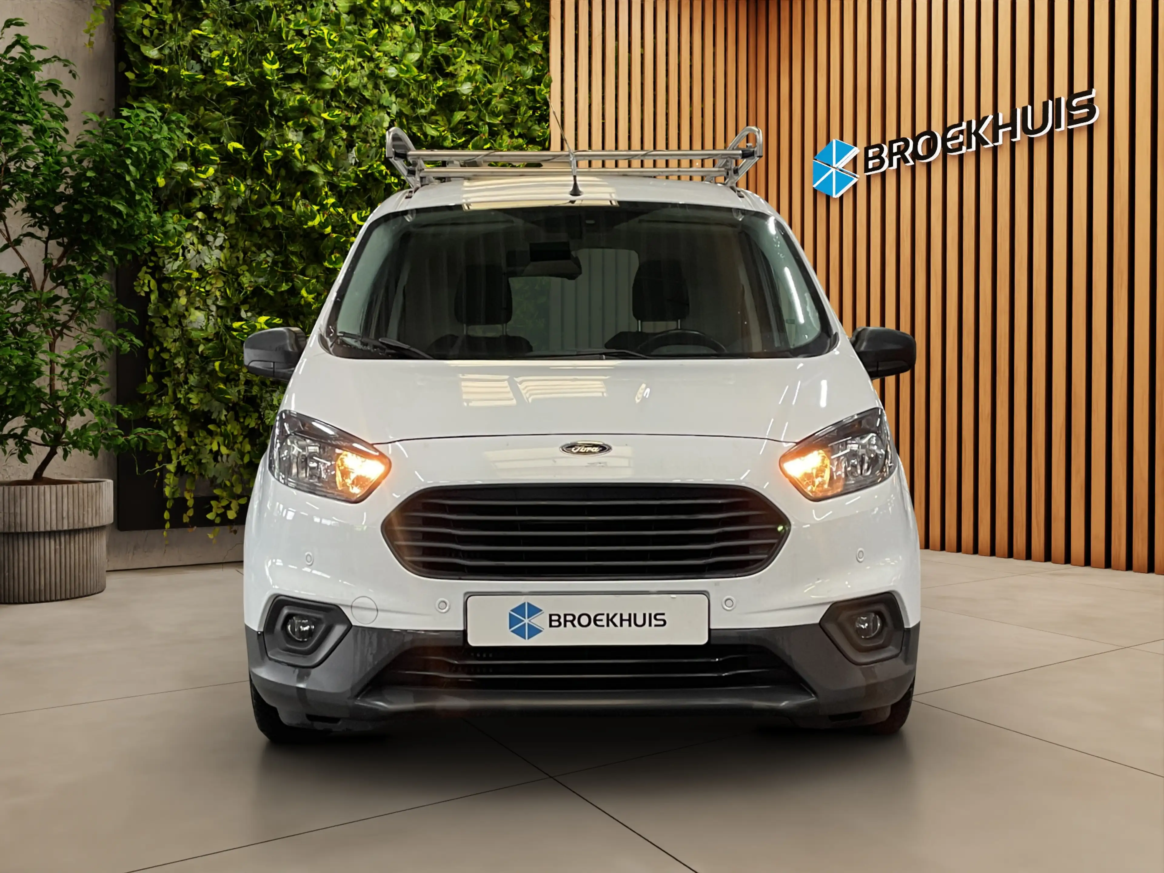 Ford Transit Courier 1.5 TDCI Trend | Dealer onderhouden | Betimmerd | — photo 6